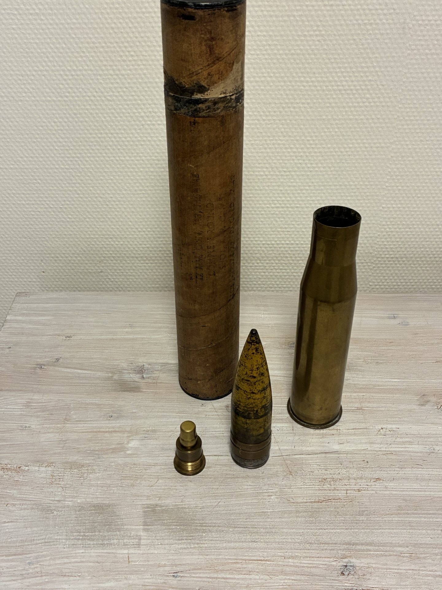 37 mm US Granate 1942 mit gelber Lackierung 2. WK - inert – Bild 2