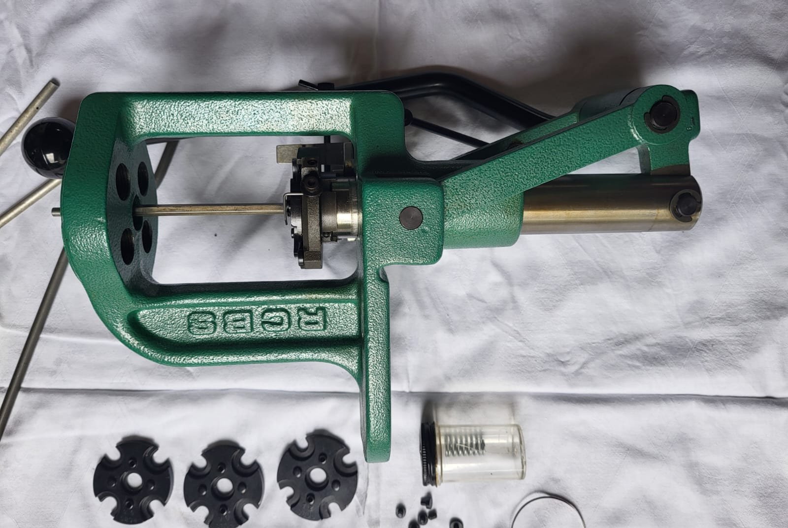 RCBS A5 - 4 Stationen Presse mit Pulverfüller Dillon Precision u. 4 Shellplate (Hülsenhalter) – Bild 1