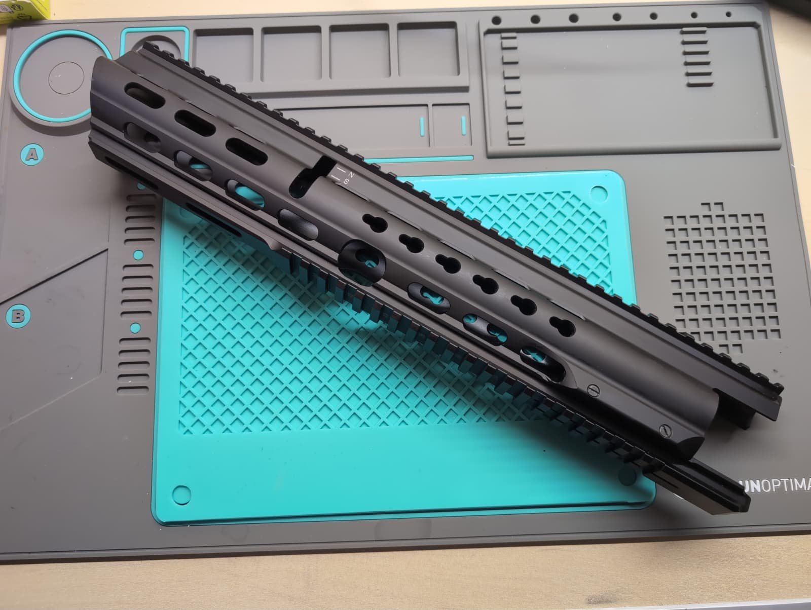 Heckler & Koch SLIMLINE-Handschutz für MR308 SCHWARZ, für 16,5"/20"-Lauf (langer Handschutz) – Bild 1