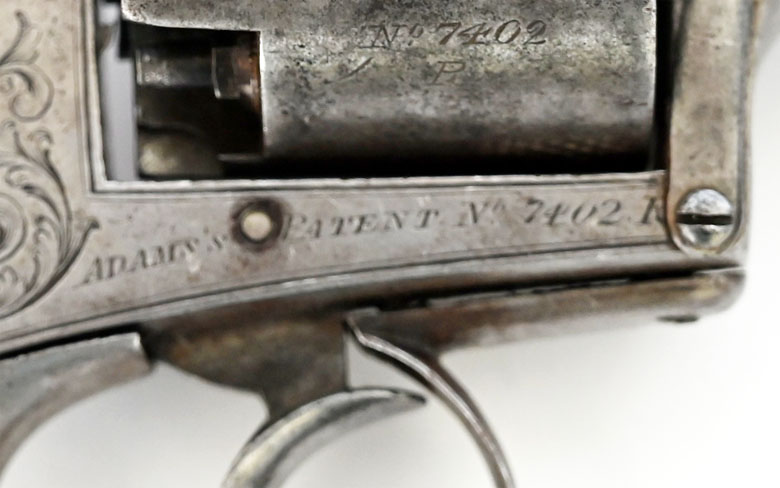 Perkussionsrevolver Adams & Deane, 1851, Kaliber .44, Sammlerwaffe im Originalzustand – Bild 3