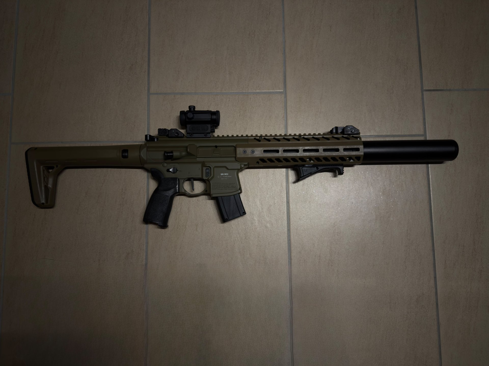 SIG SAUER MCX Gen. 2 – 4,5 mm Diabolo | Zubehörpaket – Bild 2