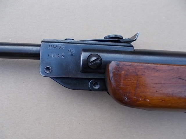 Achtung Sammler altes Weihrauch HW 30 Luftgewehr Kal. 4,5 mm mit F-Zeichen no 98 teile – Bild 2