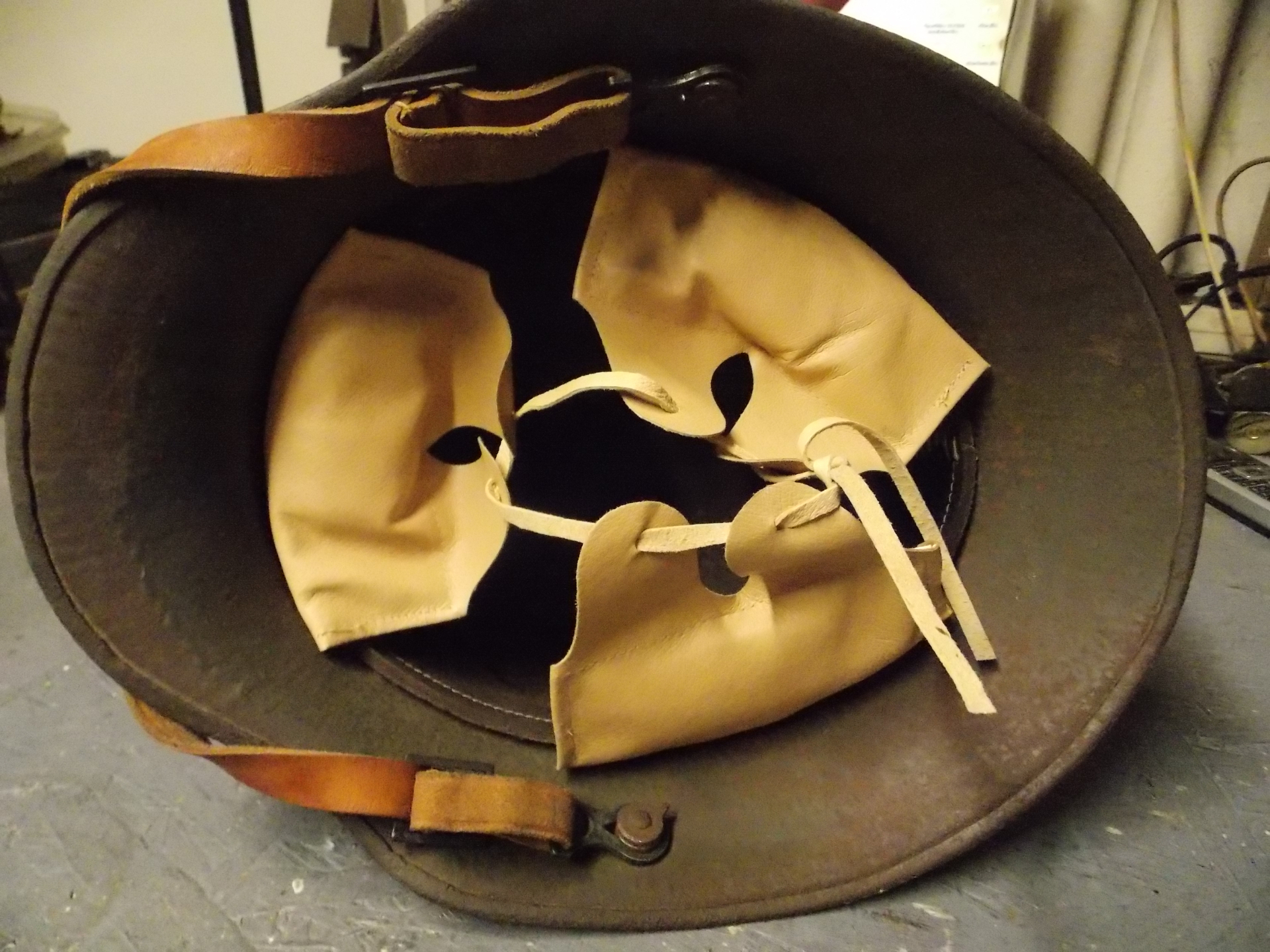 Stahlhelm – Bild 2