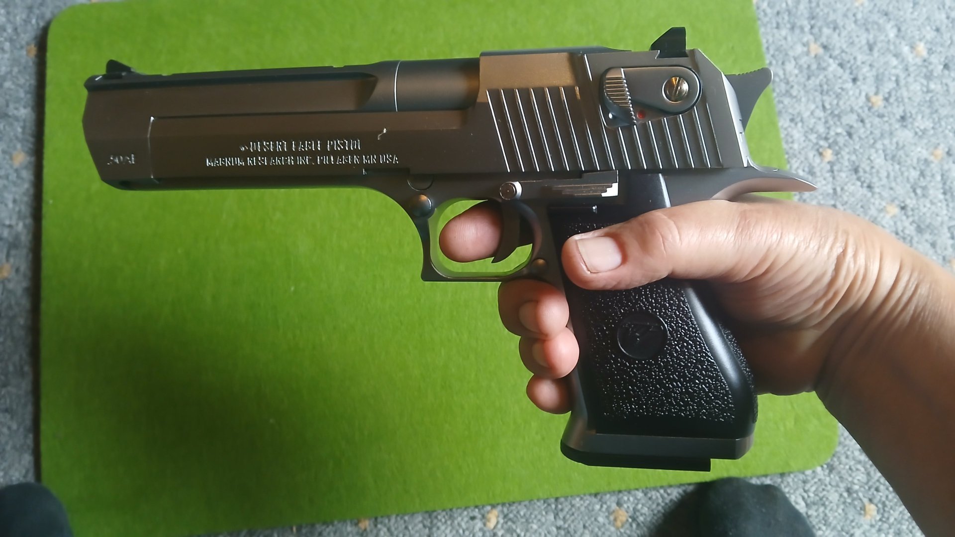 Cybergun/Wei-Etech Desert Eagle .50AE silber – Bild 4
