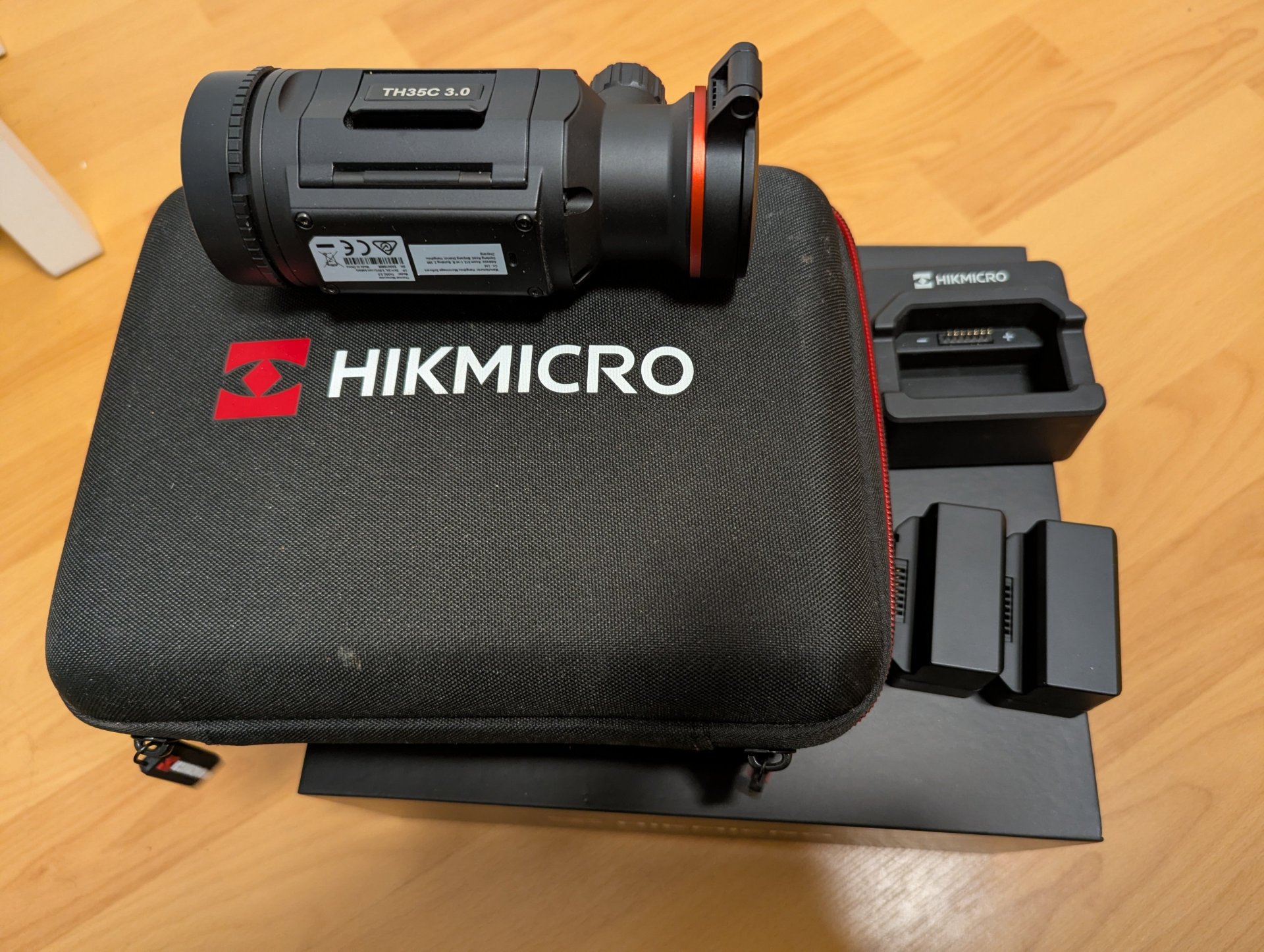 HikMicro Thunder TH35C 3.0 Wärmebild-Vorsatzgerät inkl. OVP, 2 Akkus & Ladestation – Bild 2