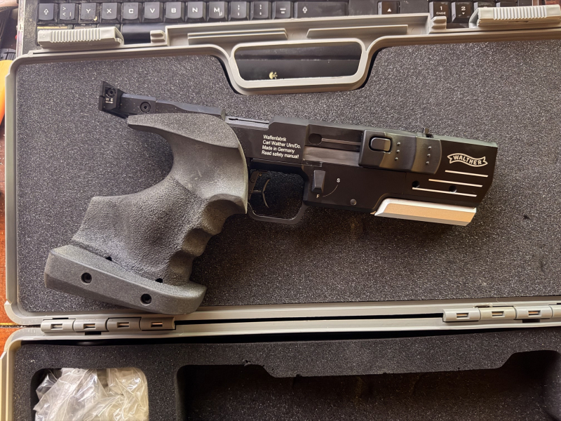 Walther SSP Sportpistole, Kaliber .22 l.r. - sehr guter Zustand mit Zubehör – Bild 1