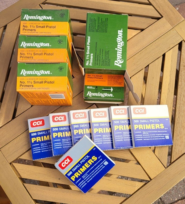 Small Pistol Primers - 3900 St. Remington 1 1/2 - 600 St. CCI 500 - Zündhütchen – Bild 1