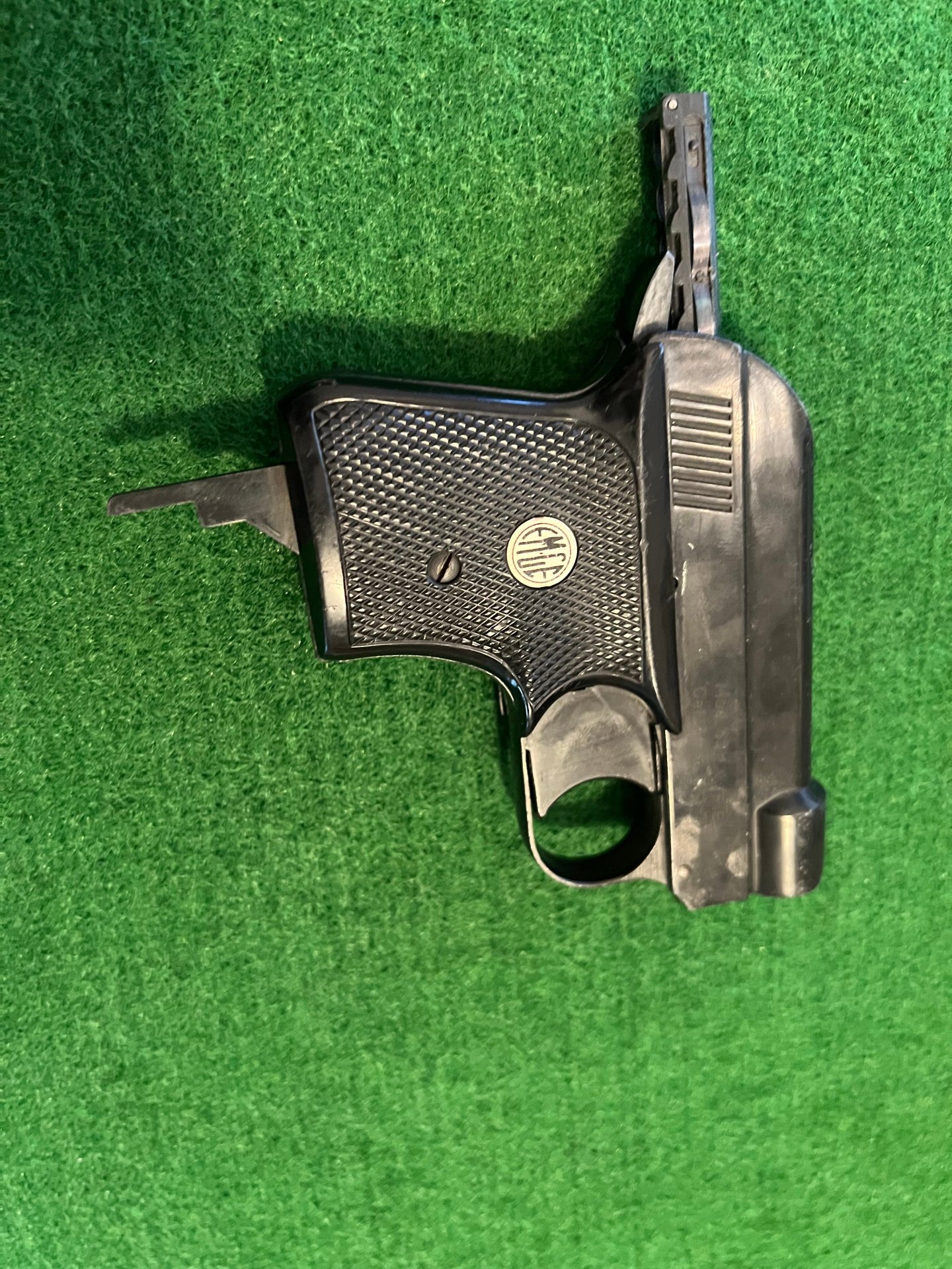 Schreckschusspistole EM-GE Mod.62 6mm - Sammlerwaffe – Bild 2