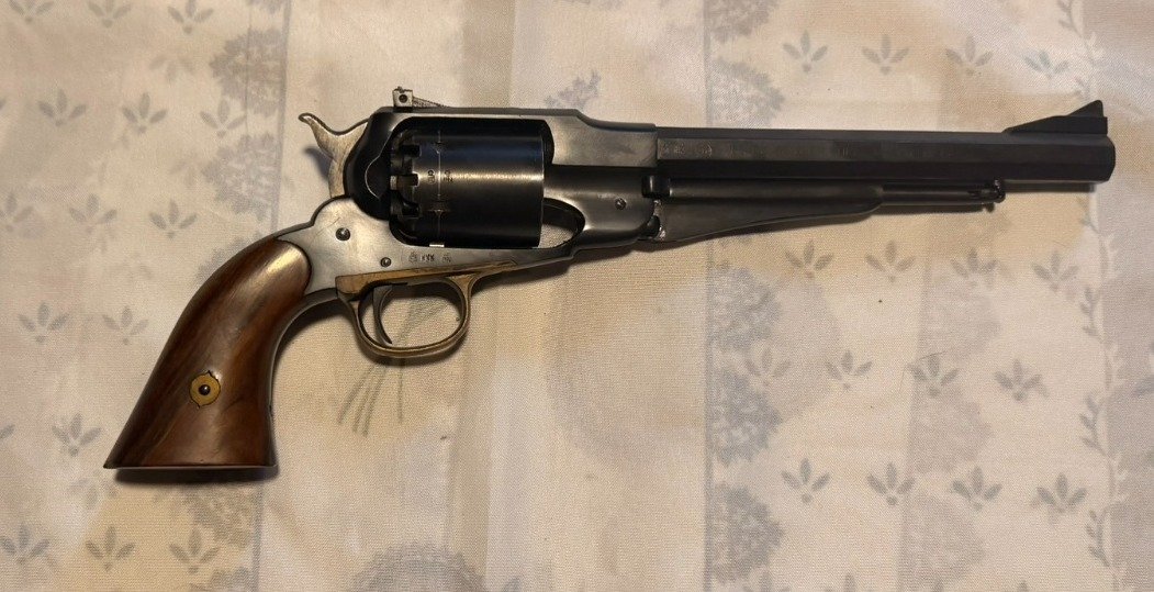 Uberti- Remington Perkussionsrevolver New Model Army 1858 Kal. .44 – Bild 1