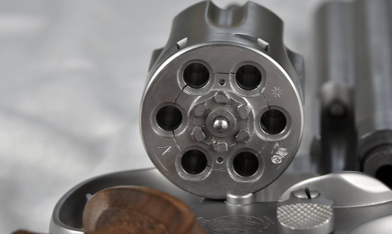 Smith & Wesson Mod. 617 .22 Target Champion 6" - TOP Zustand! Nill Matchgriff, Target Hammer/Abzug – Bild 4