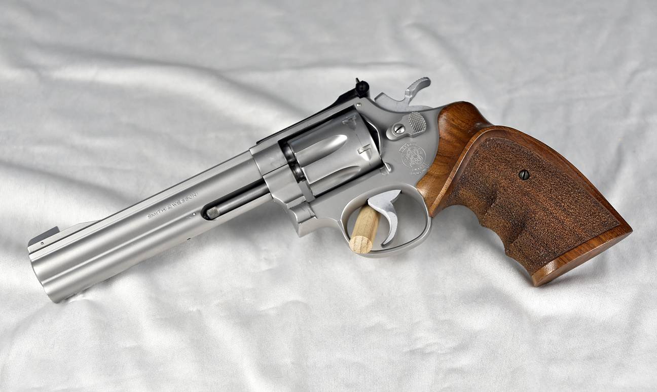 Smith & Wesson Mod. 617 .22 Target Champion 6" - TOP Zustand! Nill Matchgriff, Target Hammer/Abzug – Bild 2