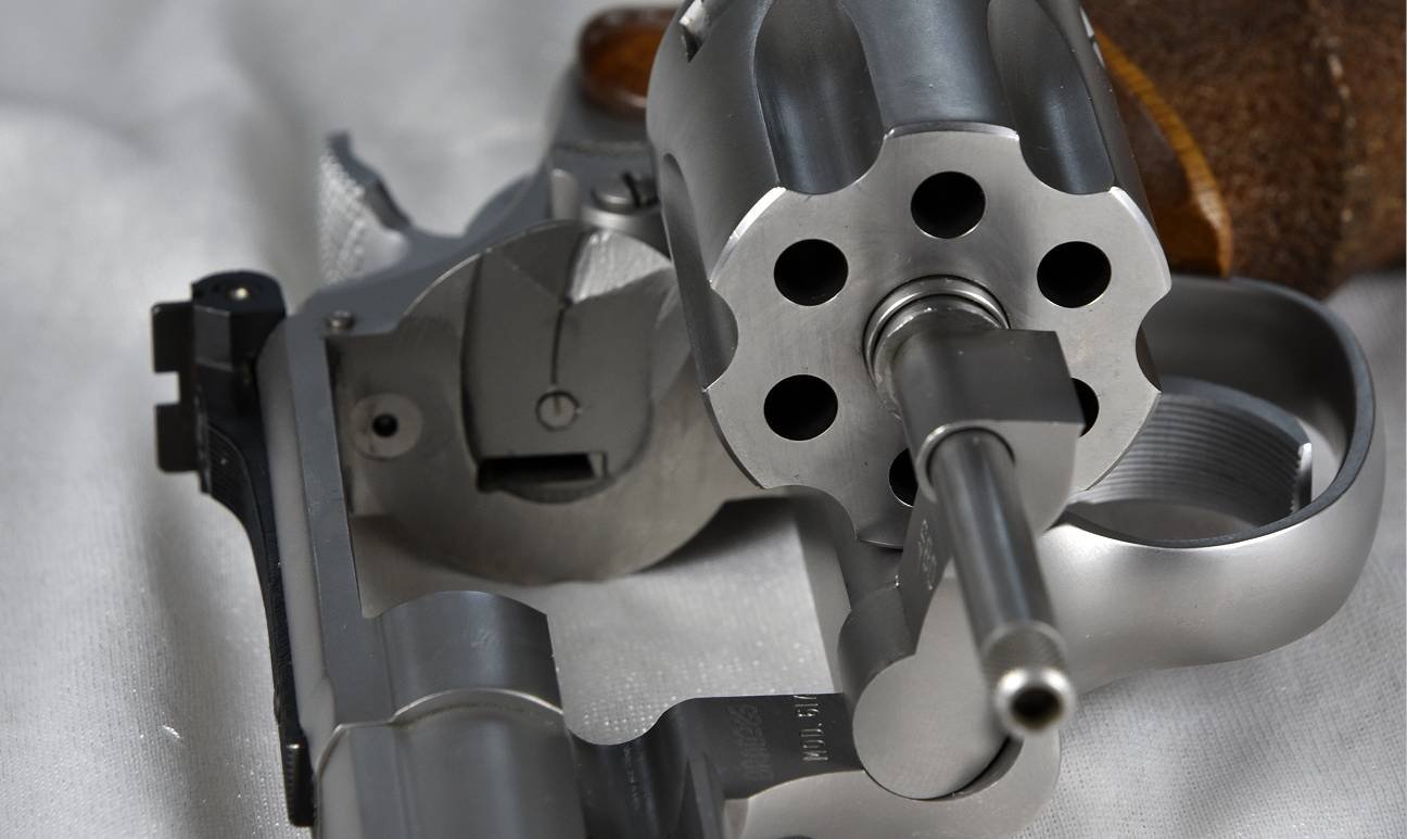 Smith & Wesson Mod. 617 .22 Target Champion 6" - TOP Zustand! Nill Matchgriff, Target Hammer/Abzug – Bild 5