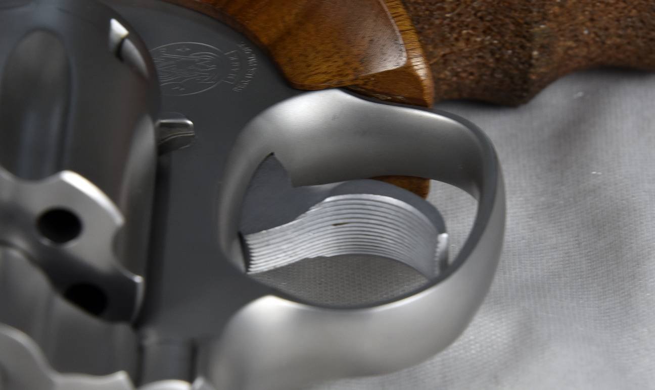 Smith & Wesson Mod. 617 .22 Target Champion 6" - TOP Zustand! Nill Matchgriff, Target Hammer/Abzug – Bild 7