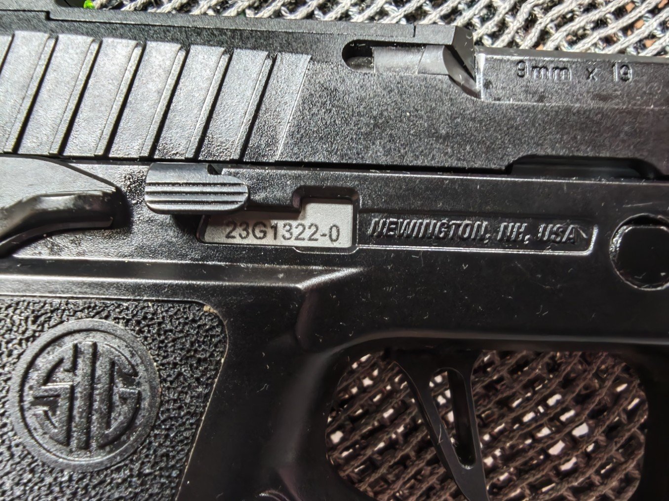 SIG Sauer Proforce P320 X Carry Gas Blowback Custom – Bild 7