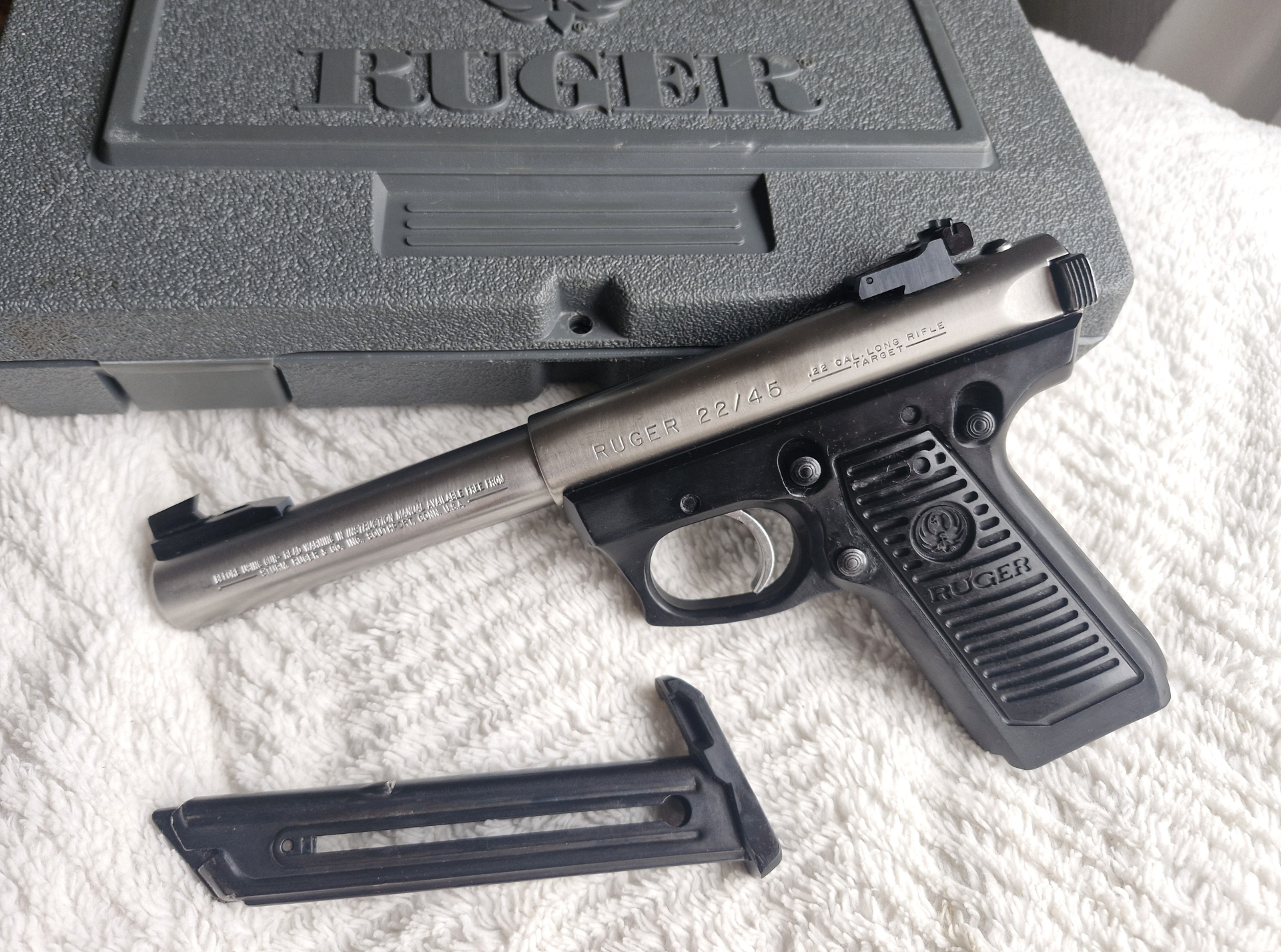 Ruger 22/45 Target Kaliber .22 lr Top!! – Bild 1