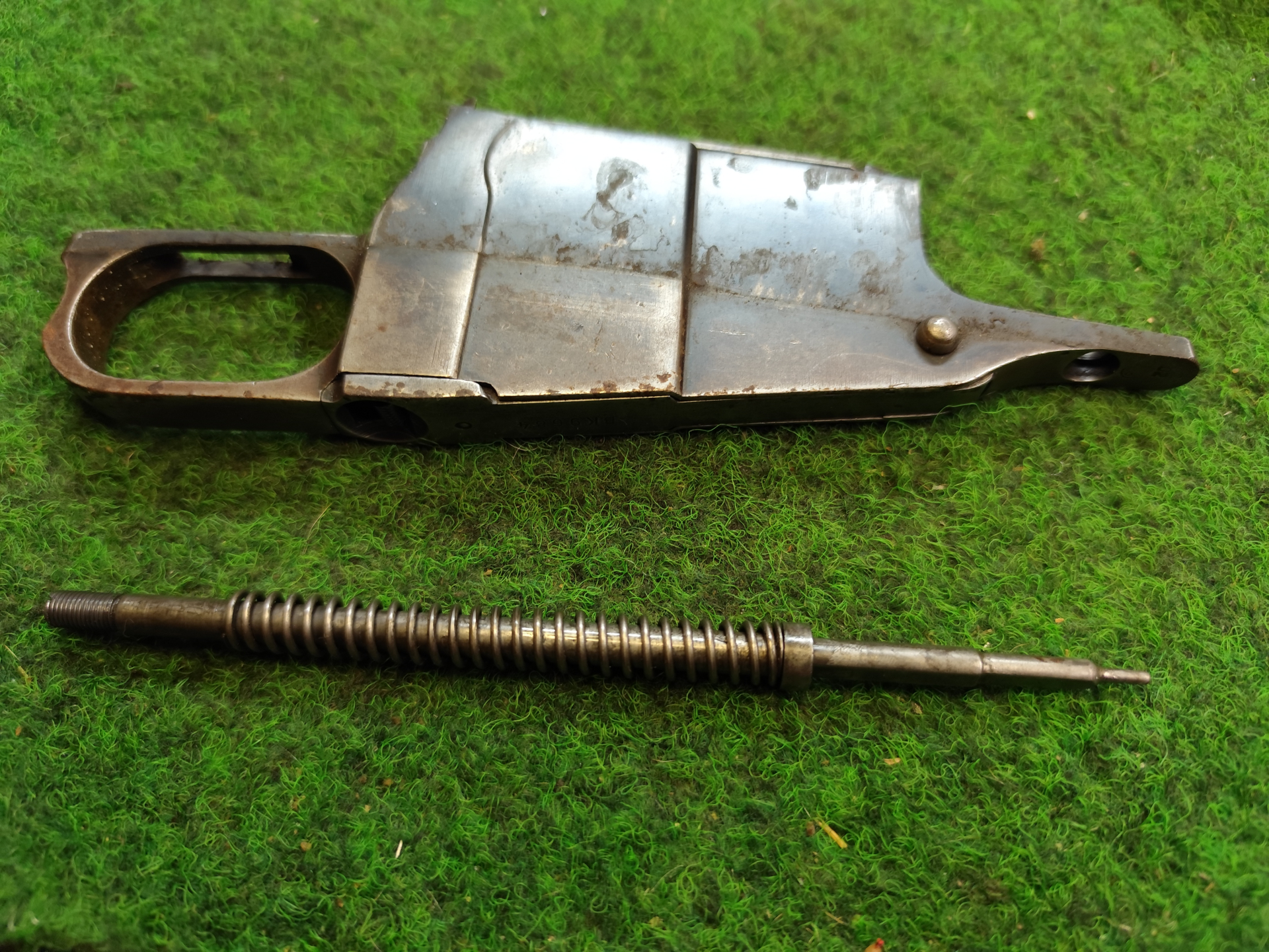 MOSIN NAGANT MOD 38-MAGAZINKASTEN und SCHLAGBOLZEN- – Bild 1