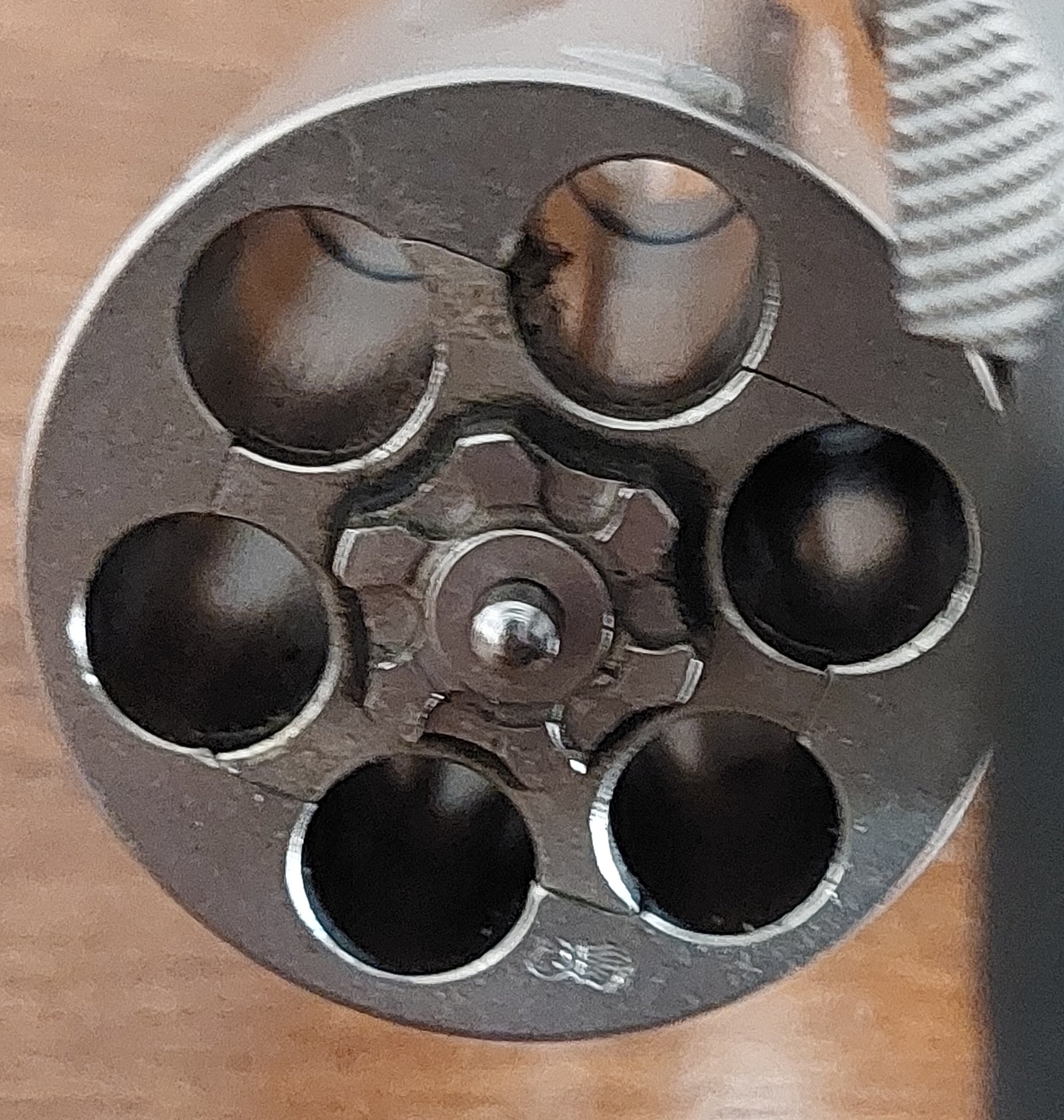 Smith &Wesson 686 .357 Mag 4 Zoll – Bild 4