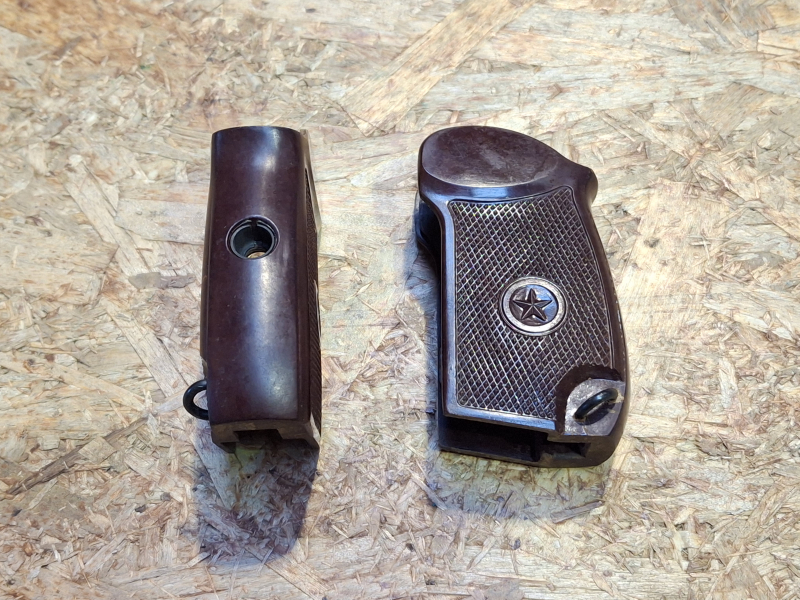 Makarov Griffschalen, original russisch, braunes Bakelit, Sowjetstern an beiden Seiten – Bild 1