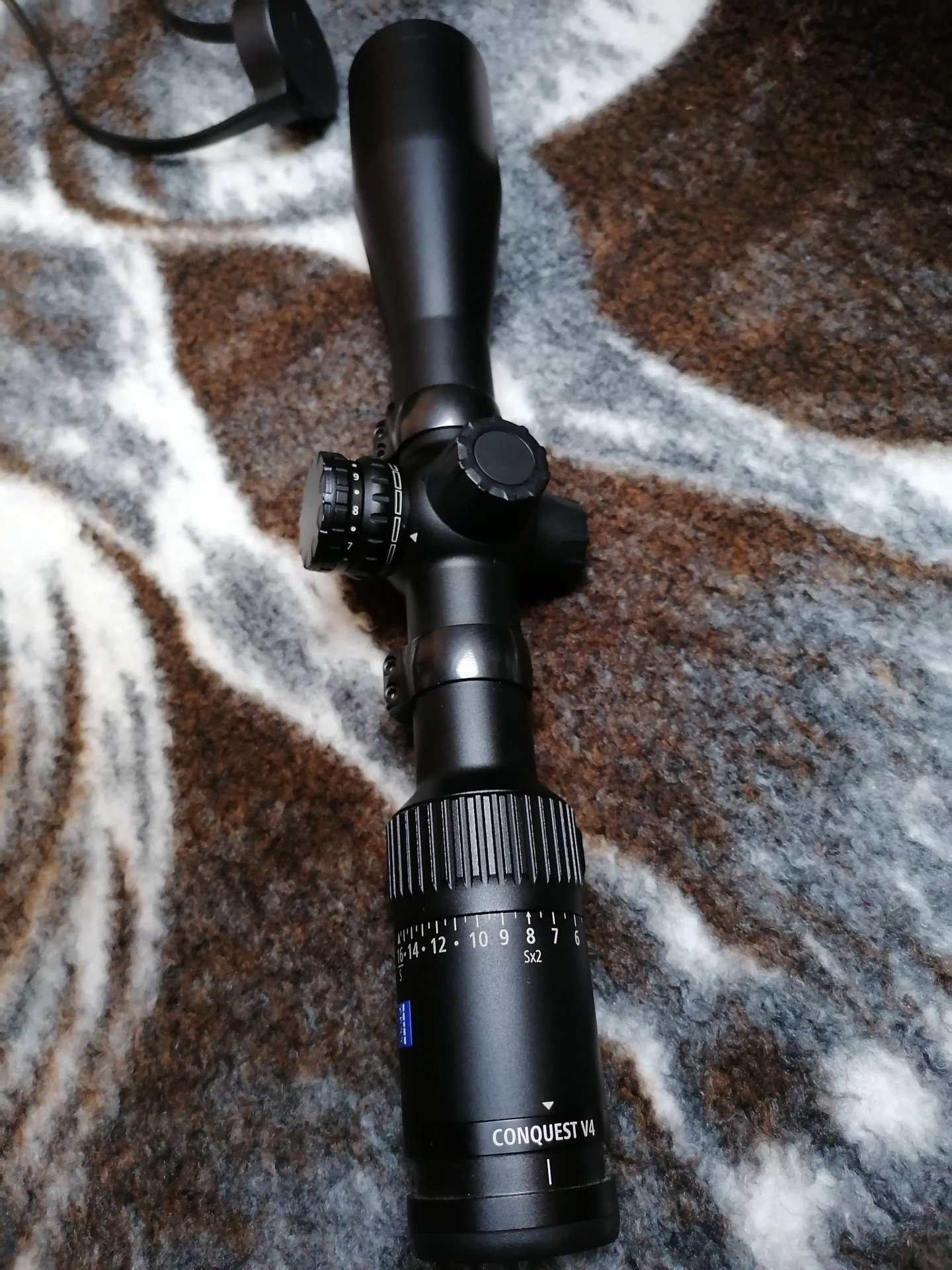 Zeiss V4 | 4-16x44 | mit EAW Schwenkmontageteilen – Bild 2