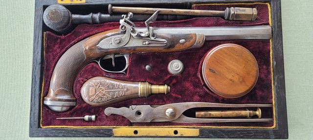 franz. Steinschlosspistole im Kasten, ca. 1800 – Bild 2