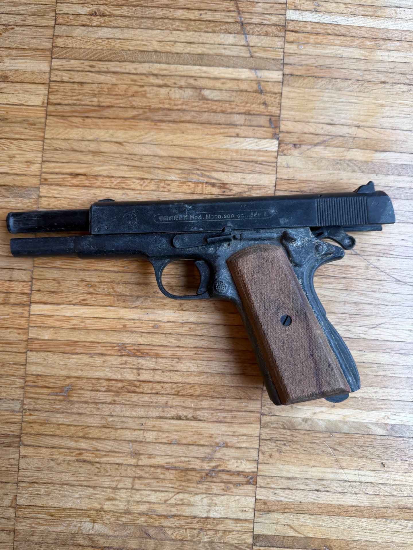 Schreckschusspistole UMAREX Mod. Napoleon cal. 8mm Knall Colt 1911 – Bild 4
