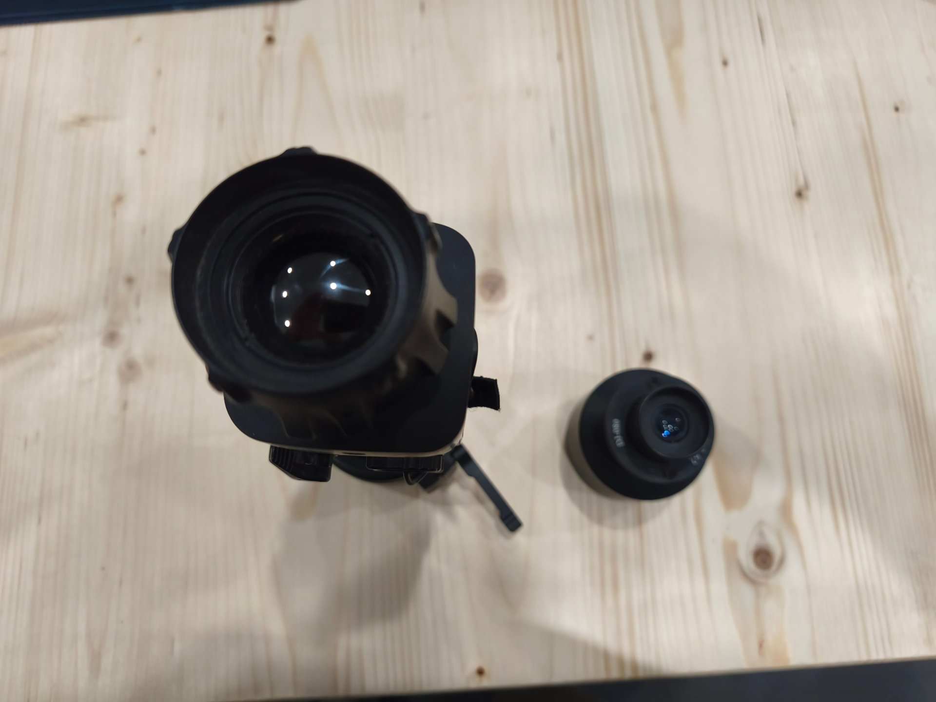 Nitehog TIR M35 Chameleon + Zubehör – Bild 6