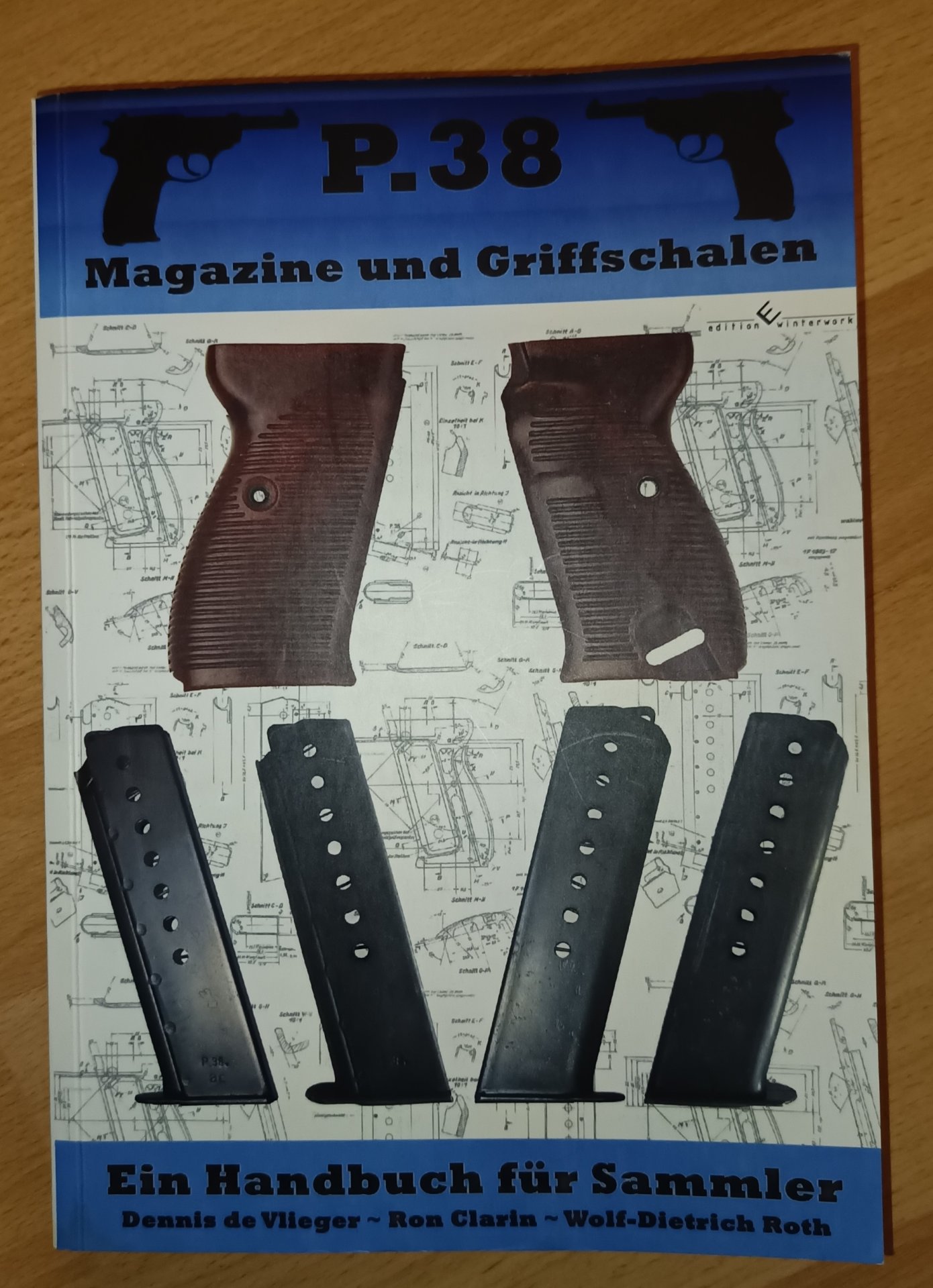 P.38 – Magazine und Griffschalen – Bild 1