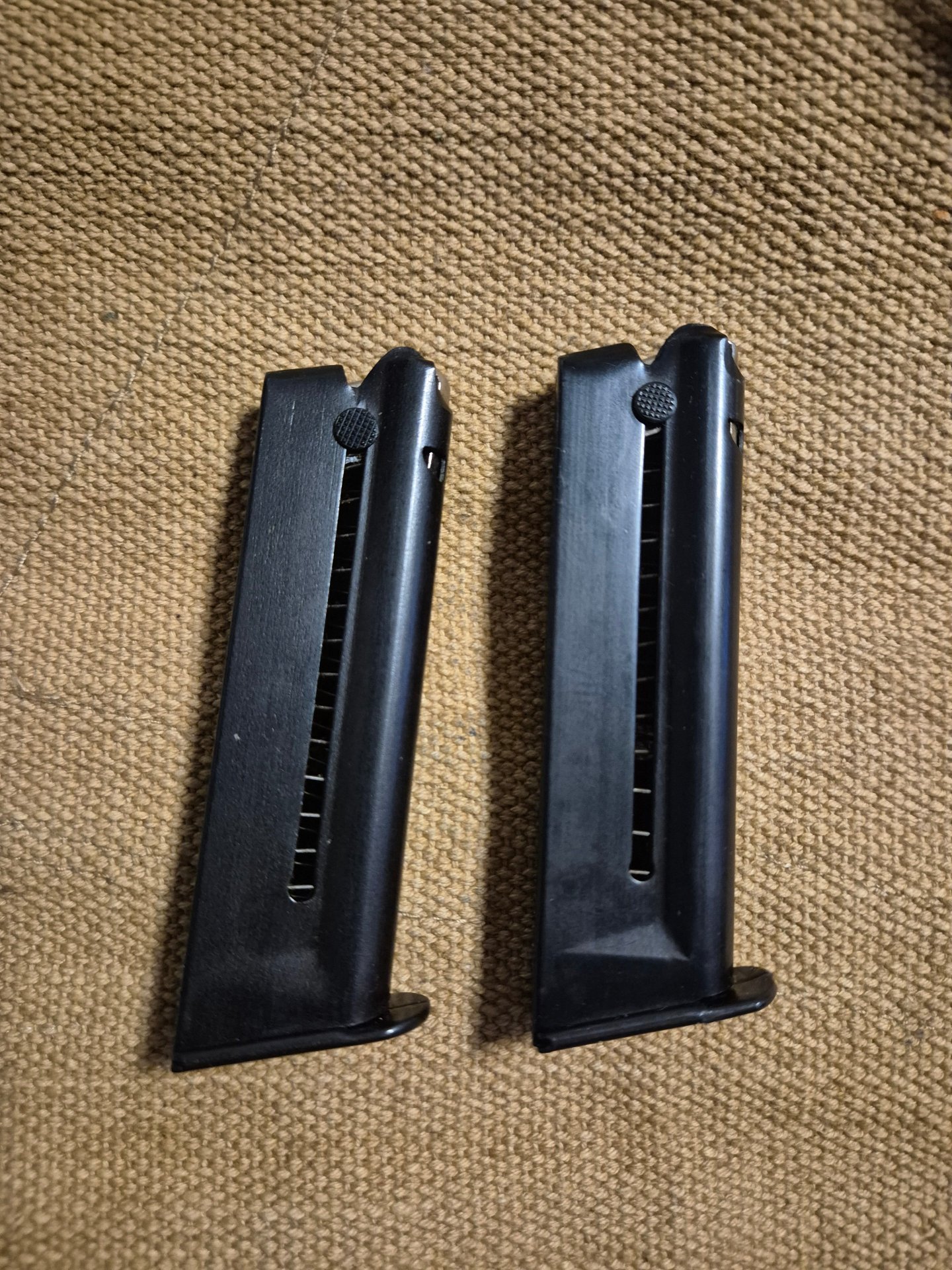 Magazine (2 Stück) für Walther PP .22 lfB englisches Militär L66A1 – Bild 2