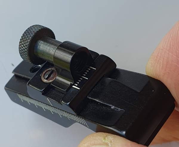 Verstellbares Williams-Visier mit Diopter – Bild 2