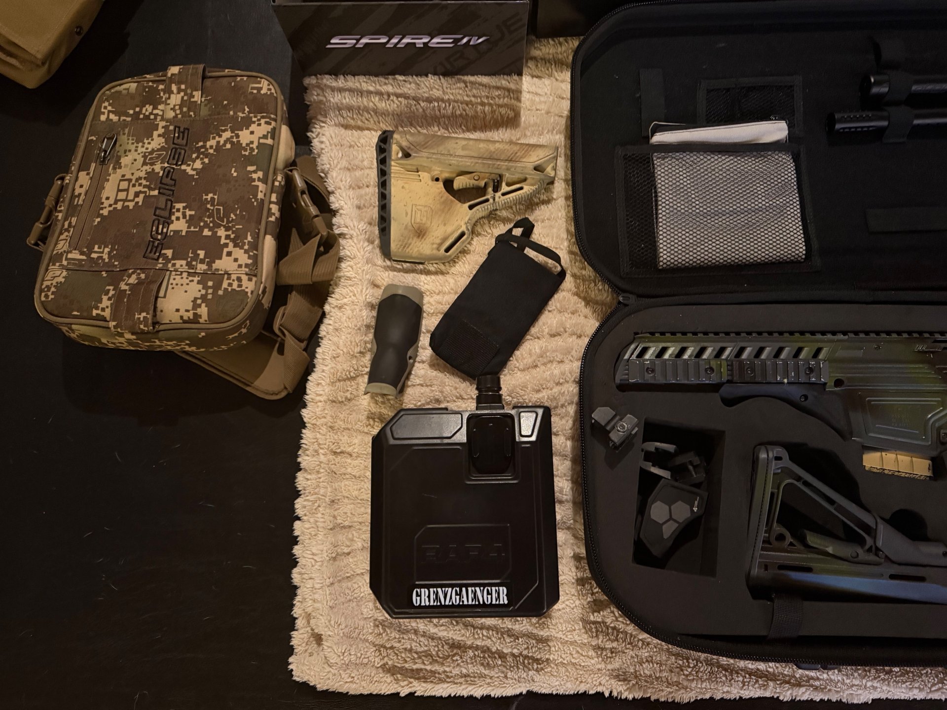 Dye DAM (Tactical Assault Matrix) MagFed Riesen-Komplettset – aus Nachlass – Custom Camo, Virtue Spi – Bild 5