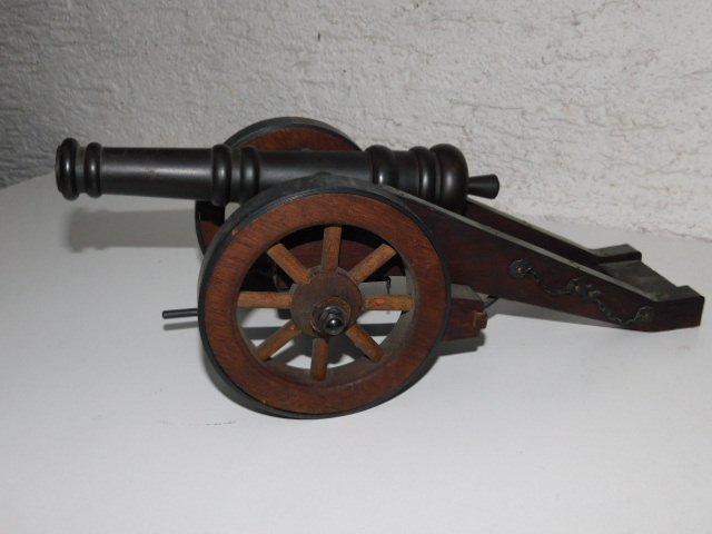 Schöne Vollstahlkanone – Bild 1