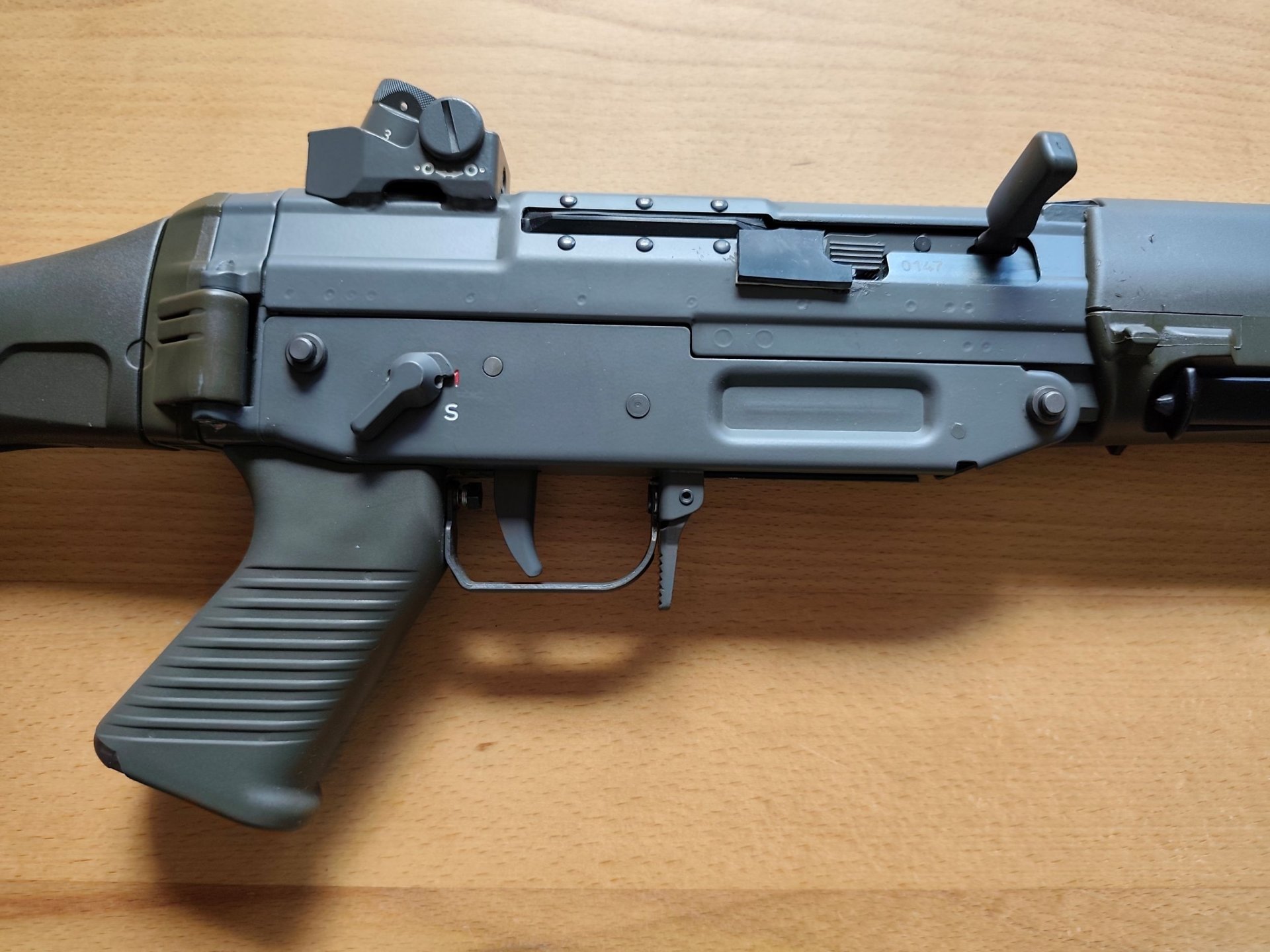 SIG SG 550/2 SP Zivil Sport , Kaliber .223 Rem – Bild 3