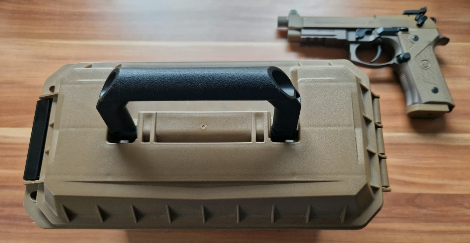 Sehr gute Pistole Beretta M9A3 in 9mmLuger mit sehr viel Zubehör – Bild 1