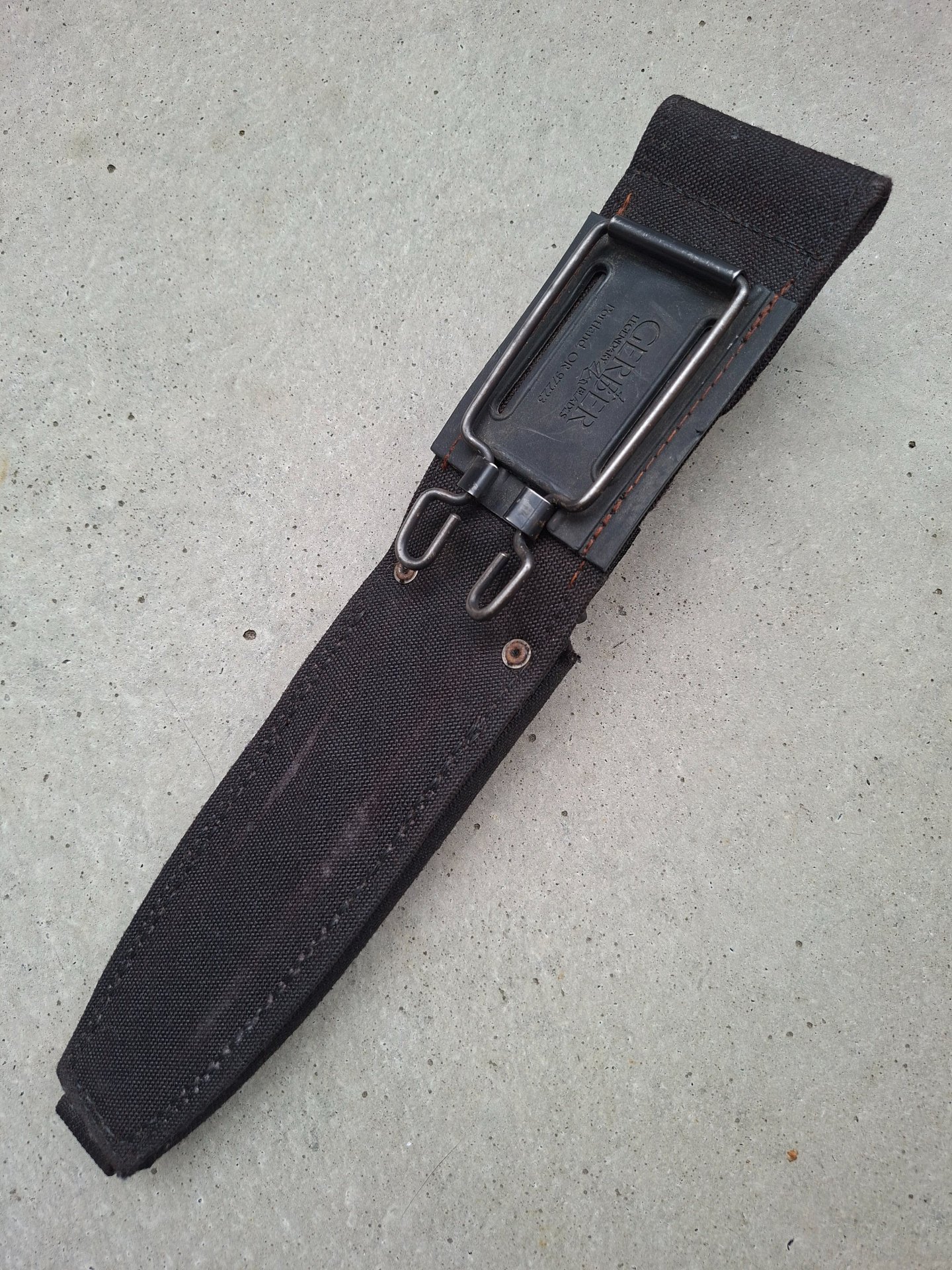 Gerber Mark II Kampfmesser, F9453S, Herstellungsjahr 1982-1989, Grabendolch, Kampfmesser, Bajonett – Bild 2
