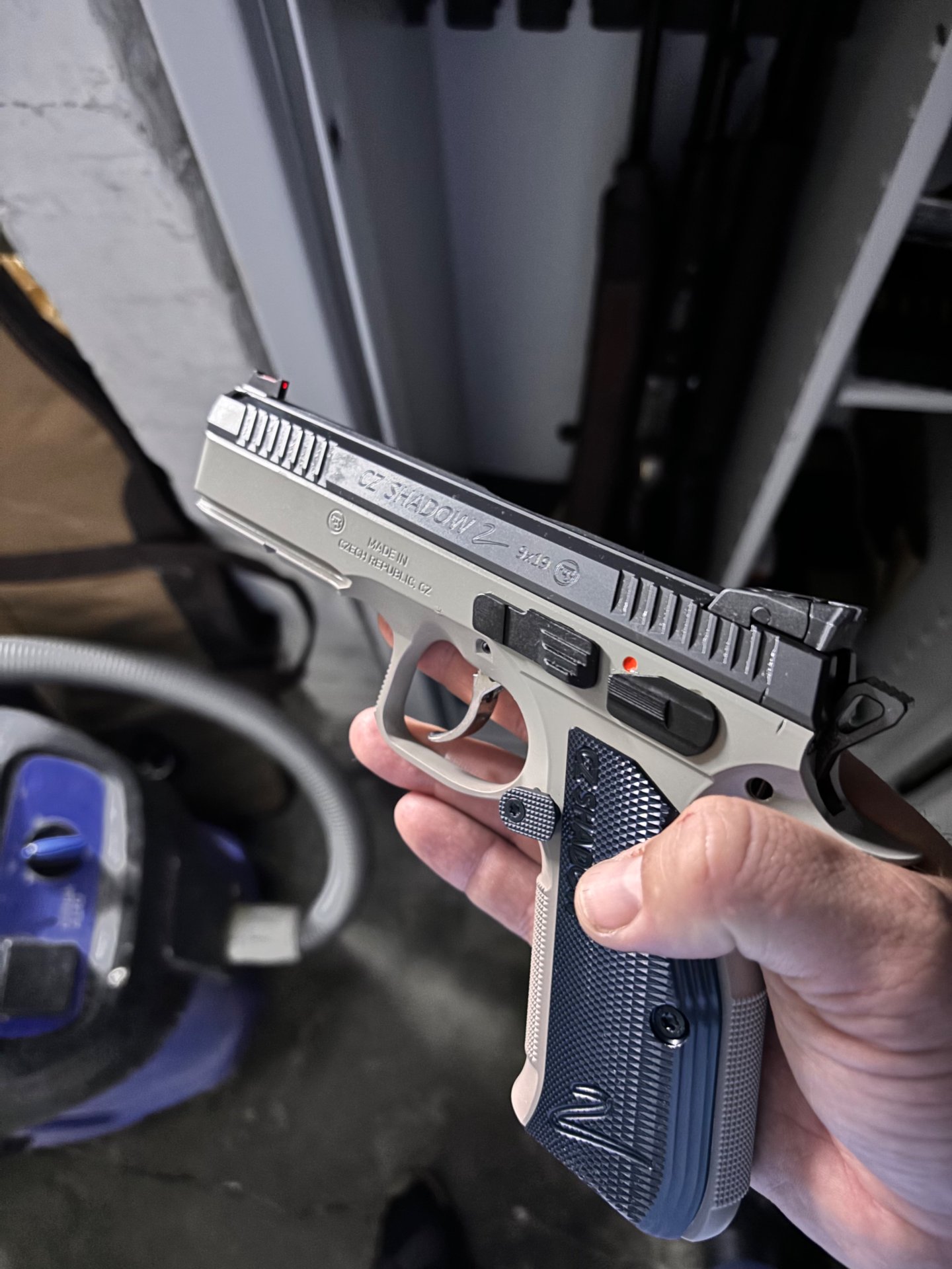 CZ Shadow 2 Urban Grey 9mm – Bild 2
