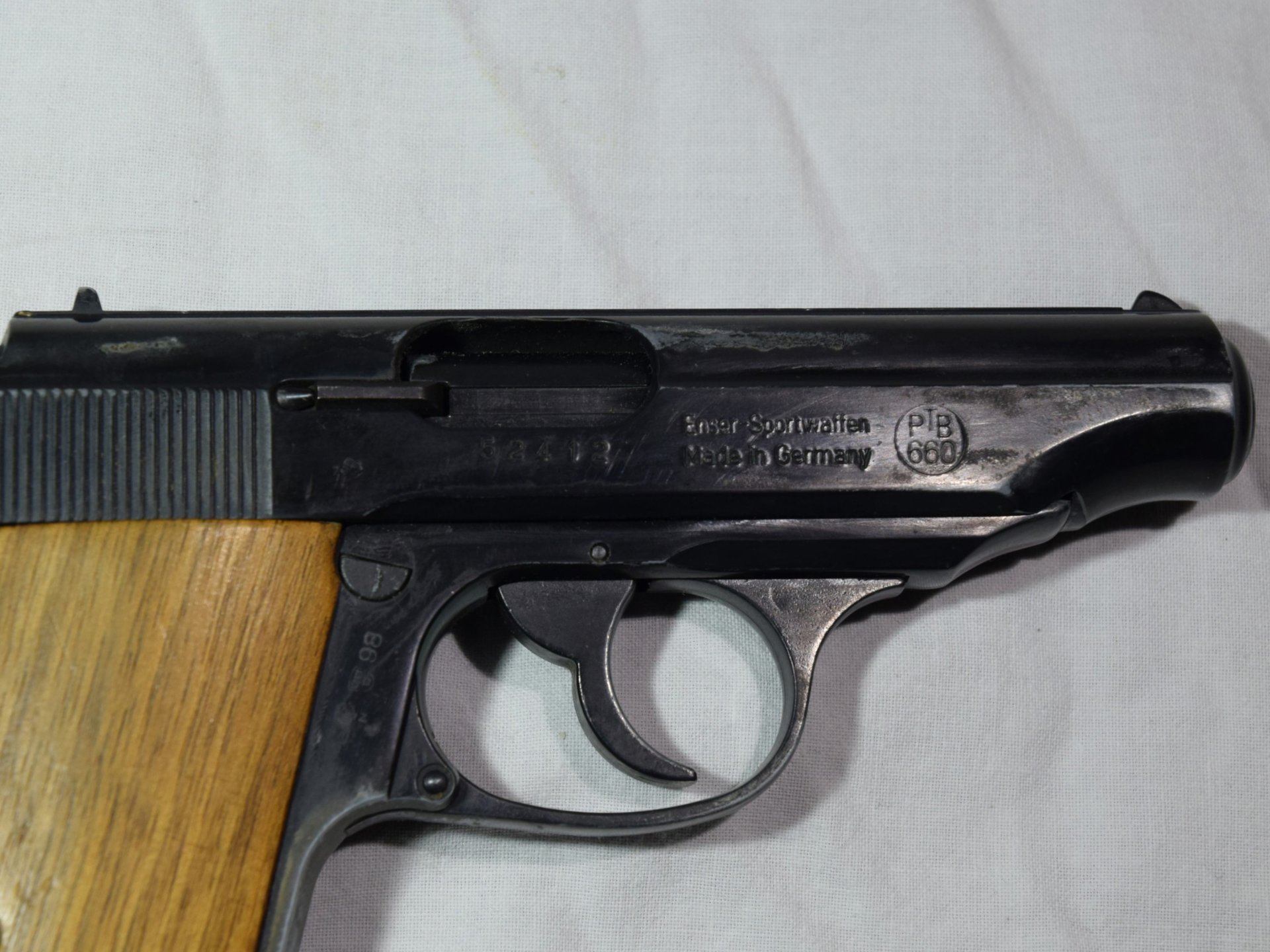 IWG Mod. P900 Cal. 9mm P.A.K. PTB 660 Defekt – Bild 5