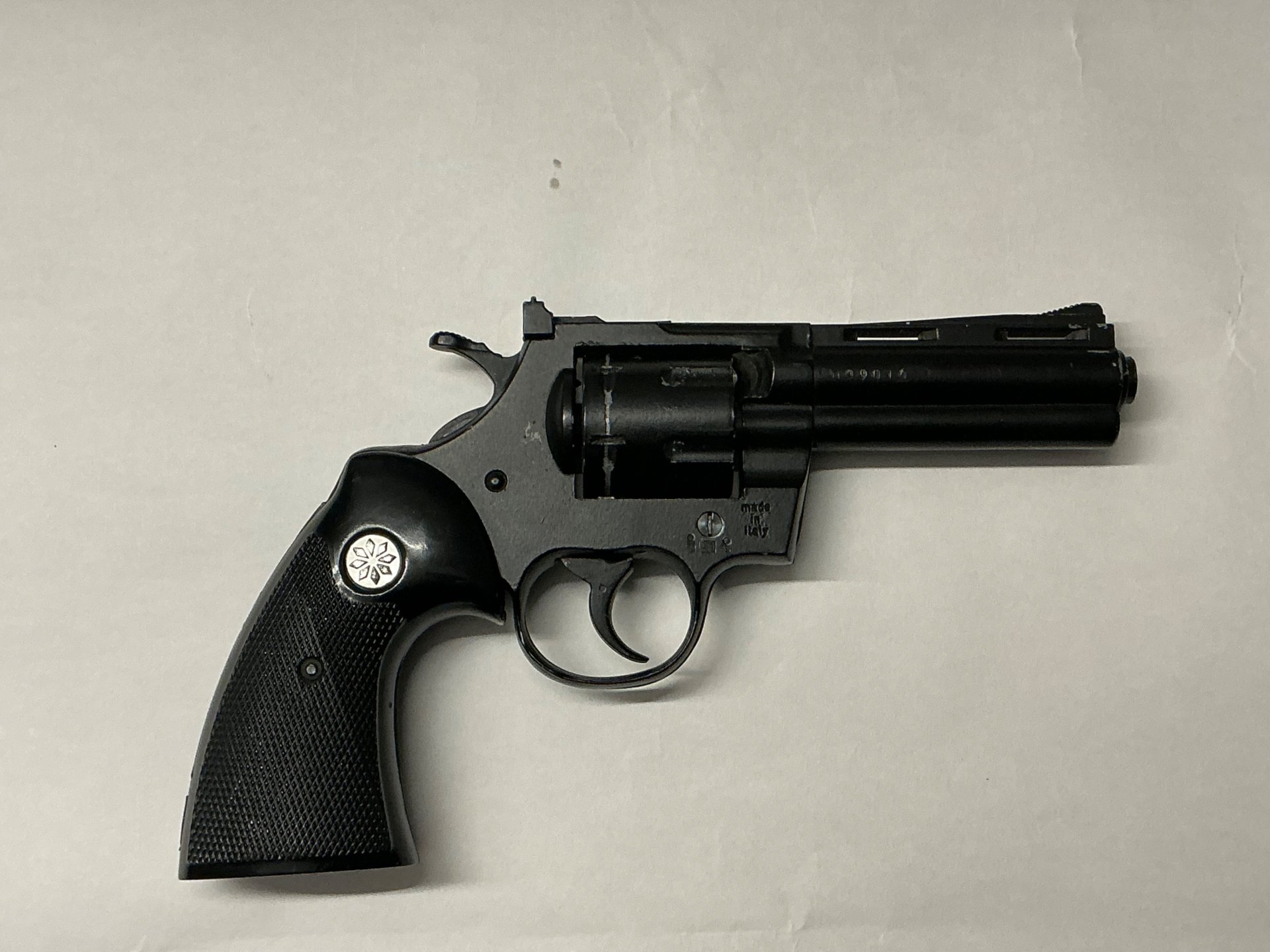 Umarex Schreckschuss Revolver Python Cal. 380 – Bild 1
