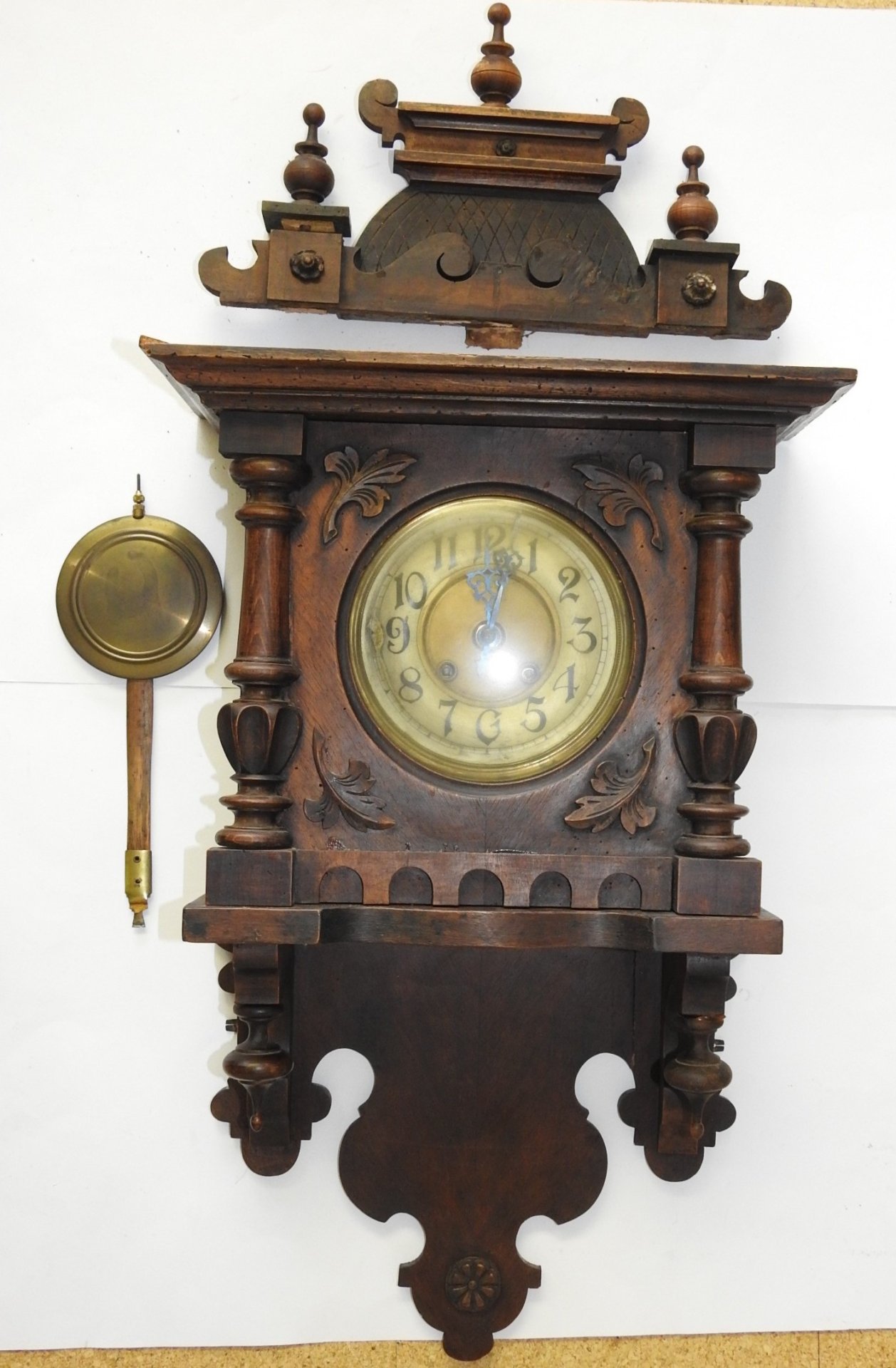 Uralte große orig. Wanduhr von Gustav Becker – Bild 1