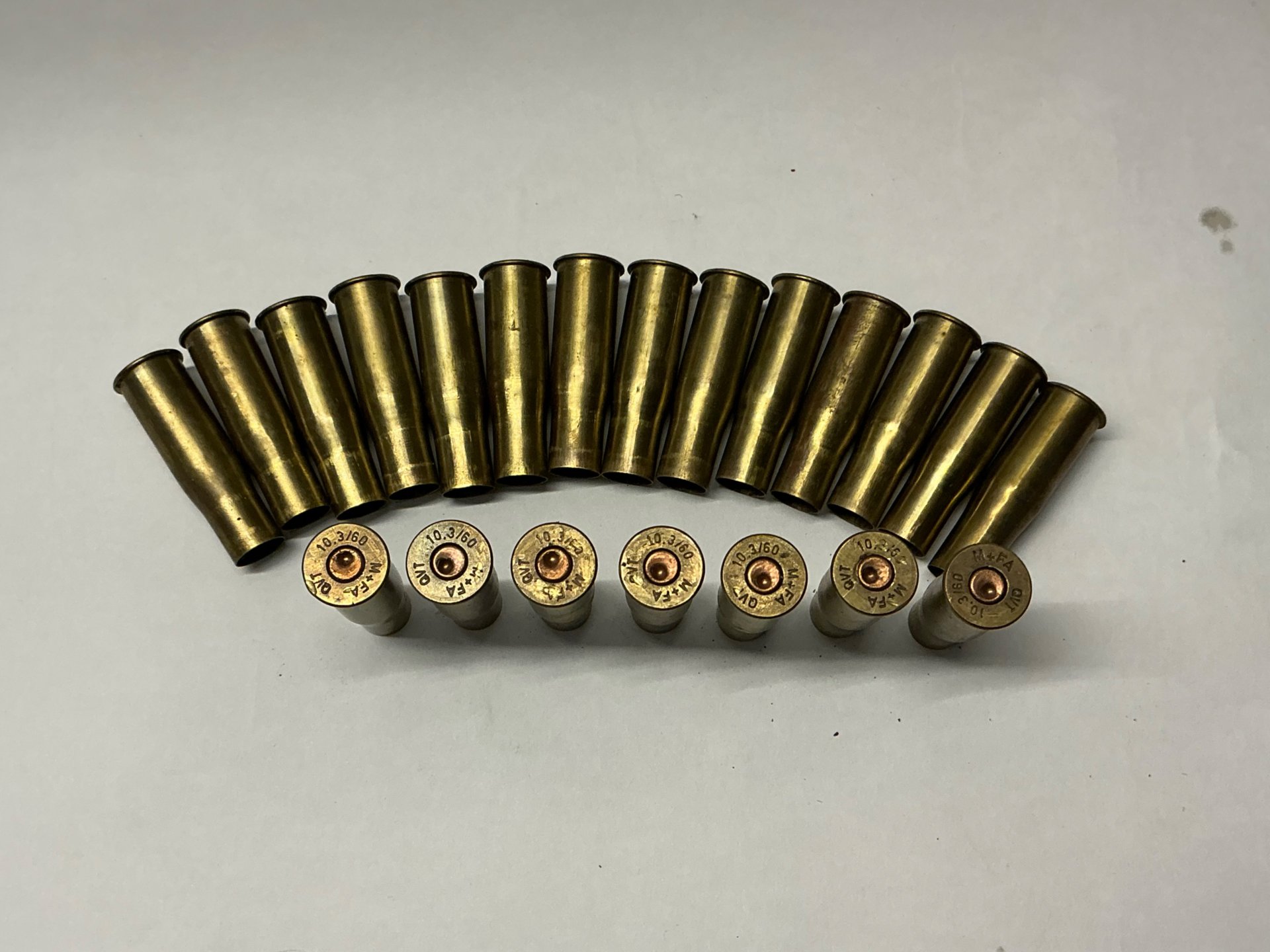 Hülsen 10,3 x 46 R umgeformt aus einer 10,3 x 60 R Hülse – Bild 1