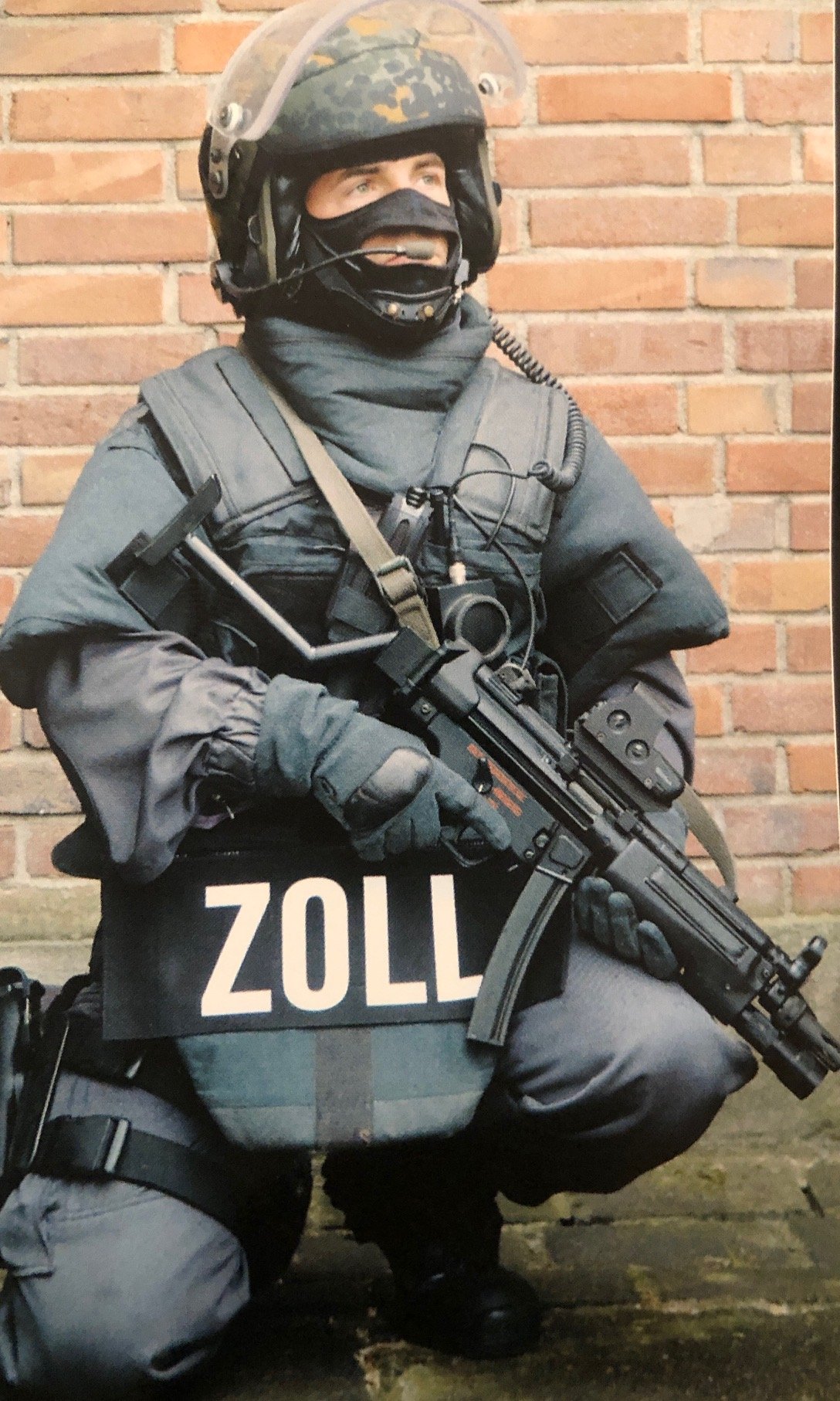 HK MP5 B&T KLAPPSCHAFT für Schutzweste / SEK / GSG9 – Bild 5