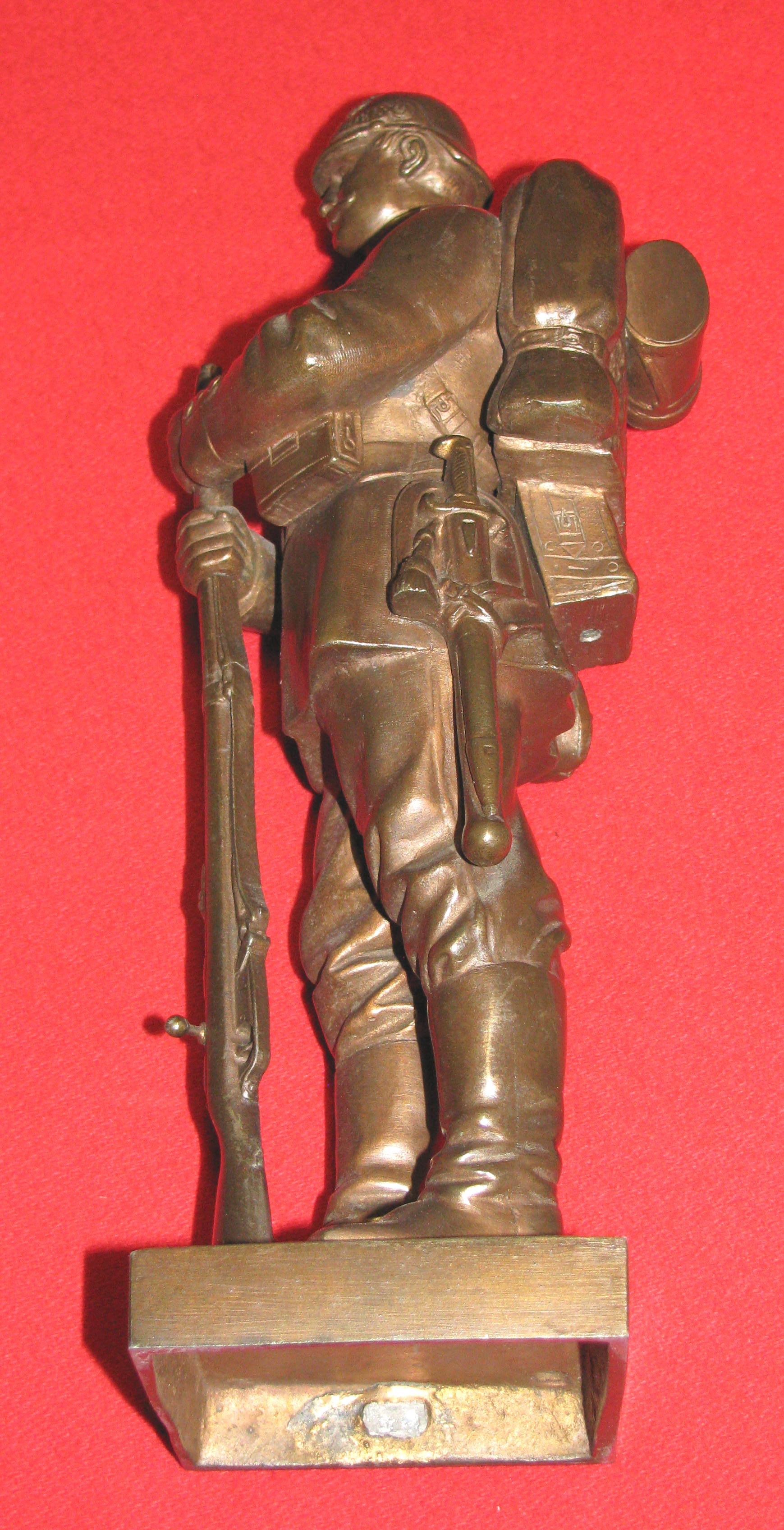 Patriotische Bronze, Preußischer Soldat mit Gewehr, ca. 26cm Gießereimarke „R. Bellair & Co., Berlin – Bild 4