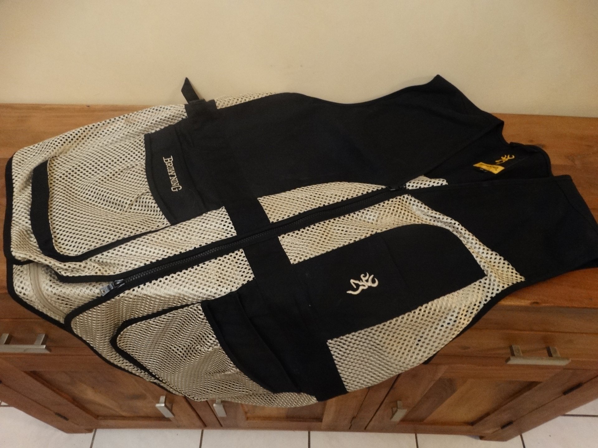 *** WESTE *** SCHIESSWESTE *** XL *** FLINTE *** FLINTENWESTE *** BROWNING *** – Bild 1