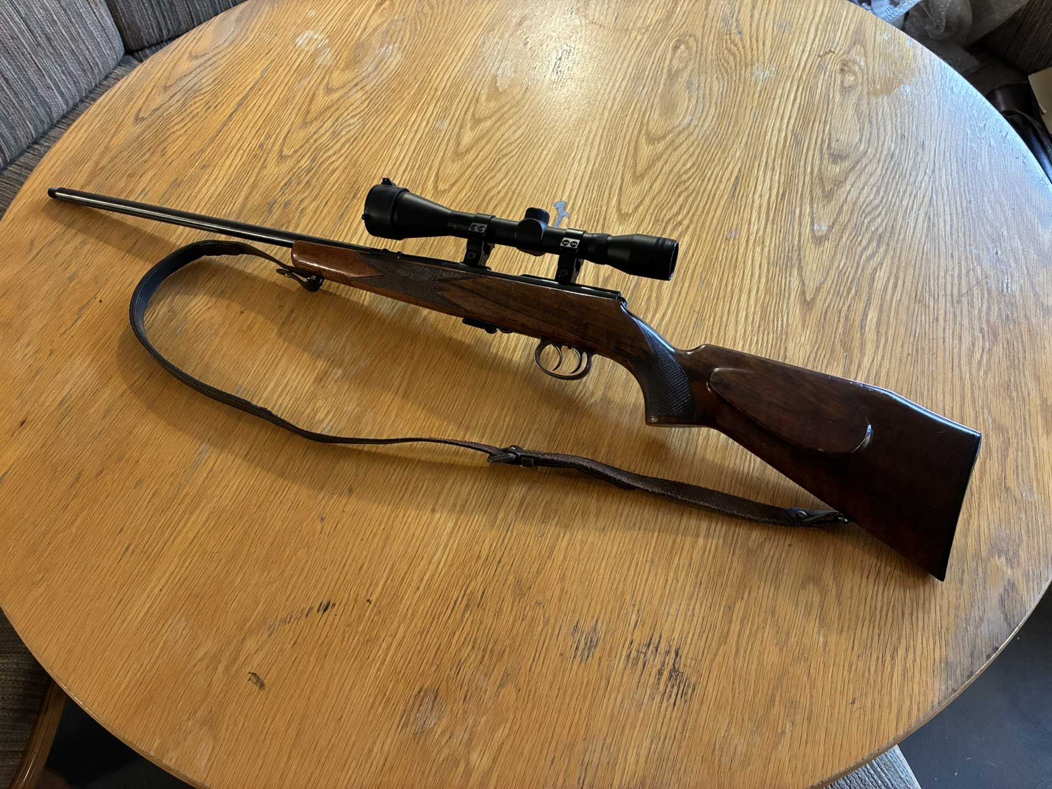 Anschütz Kleinkaliber .22lr mit Mündungsgewinde!!! – Bild 1