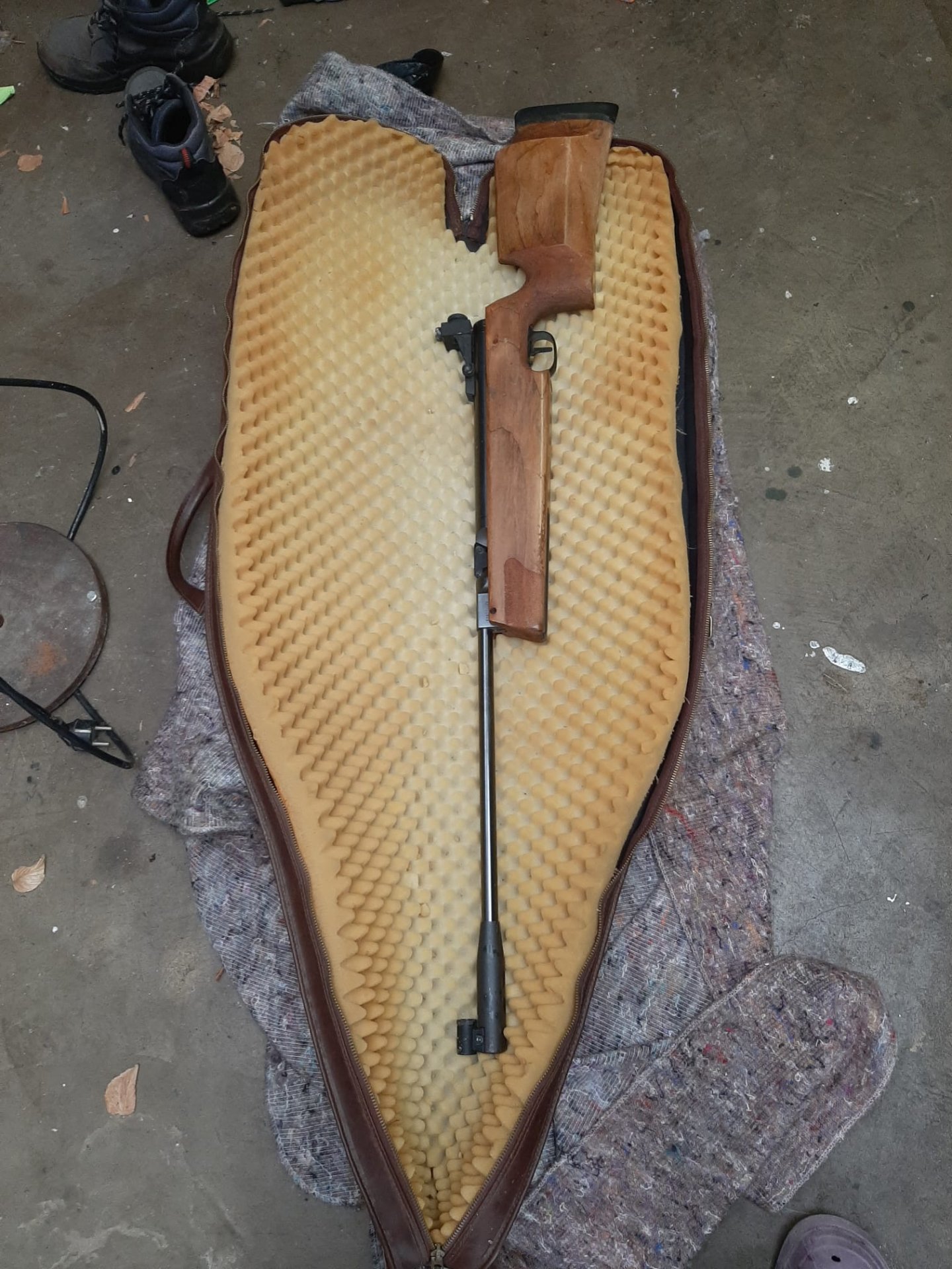 Luftgewehr Walther LGR, Seitenspanner – Bild 2