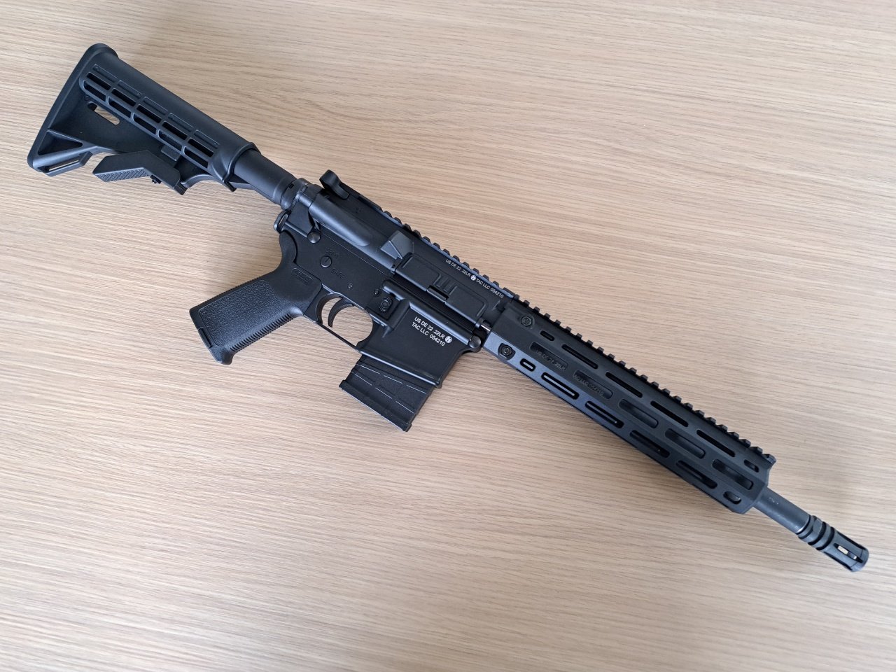 Tippmann M4-22 Elite-S M-LOK .22 LR 12,5" AR 15 KK – Bild 2