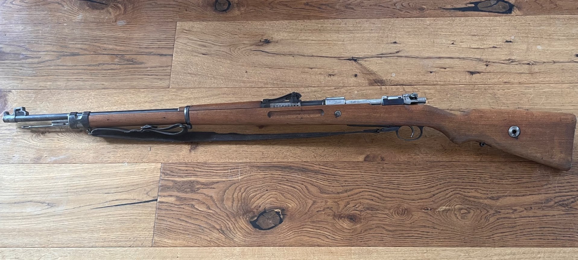 gebrauchte Repetierbüchse Hersteller: Amberg Gewehr 98, Baujahr 1917, nummerngleich in allem Teilen – Bild 1