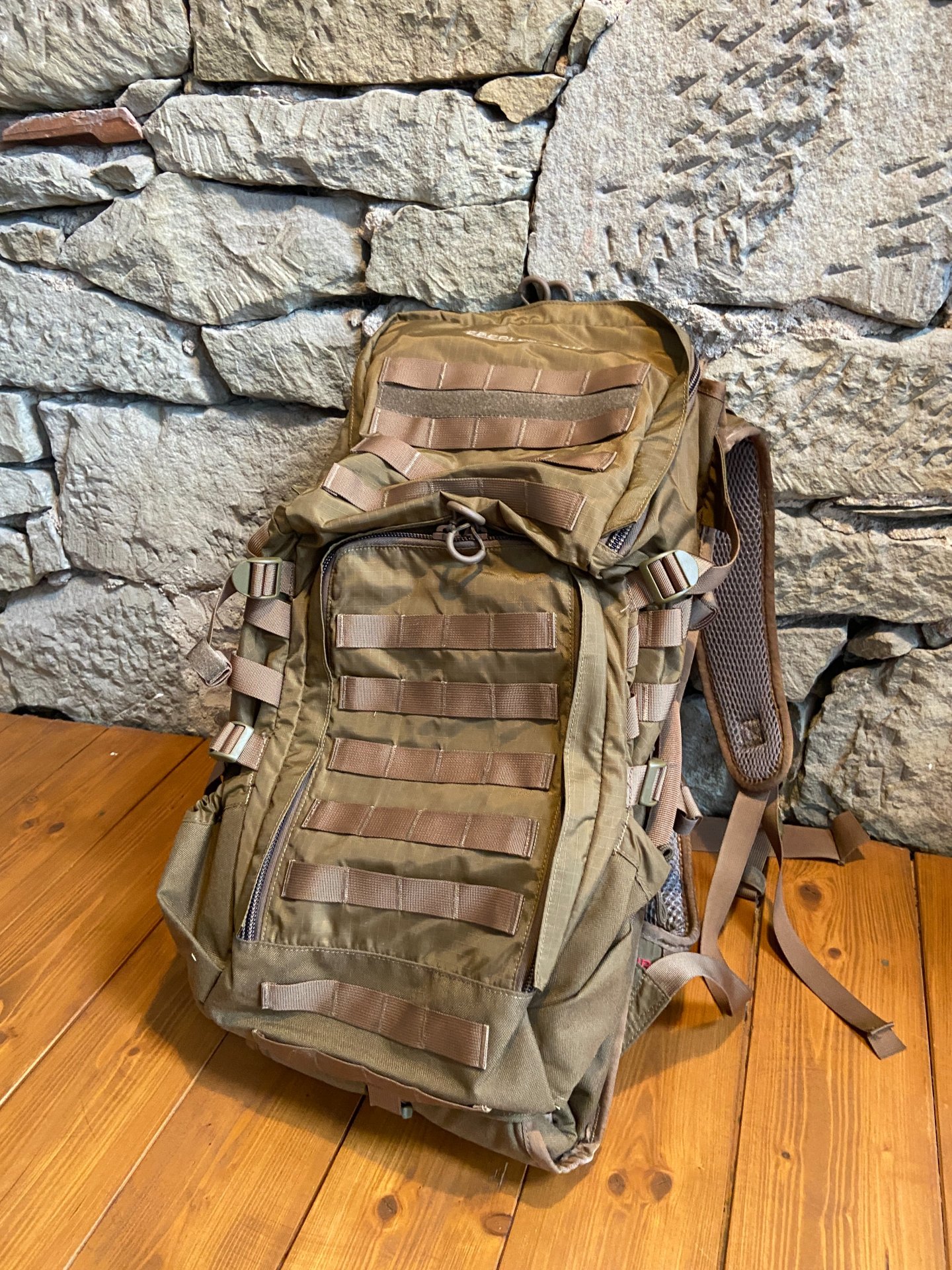 Eberlestock Jagdrucksack, Rucksack für Langwaffe – Bild 5