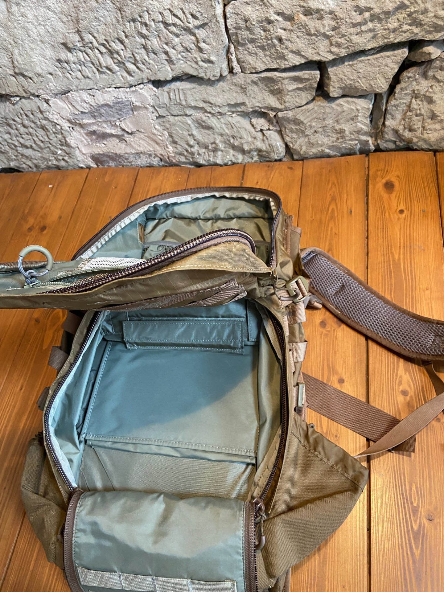 Eberlestock Jagdrucksack, Rucksack für Langwaffe – Bild 3