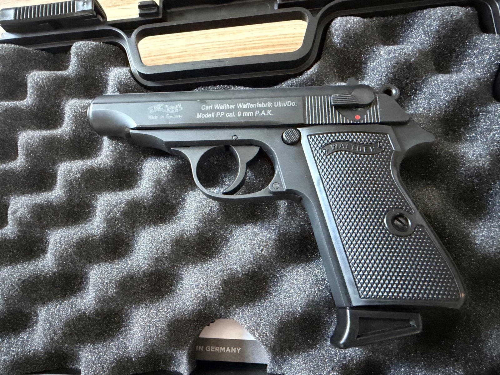 Walther PP 9 PAK inkl. Koffer, Zubehör und Original Rechnung vom 1.10.26 – Bild 2