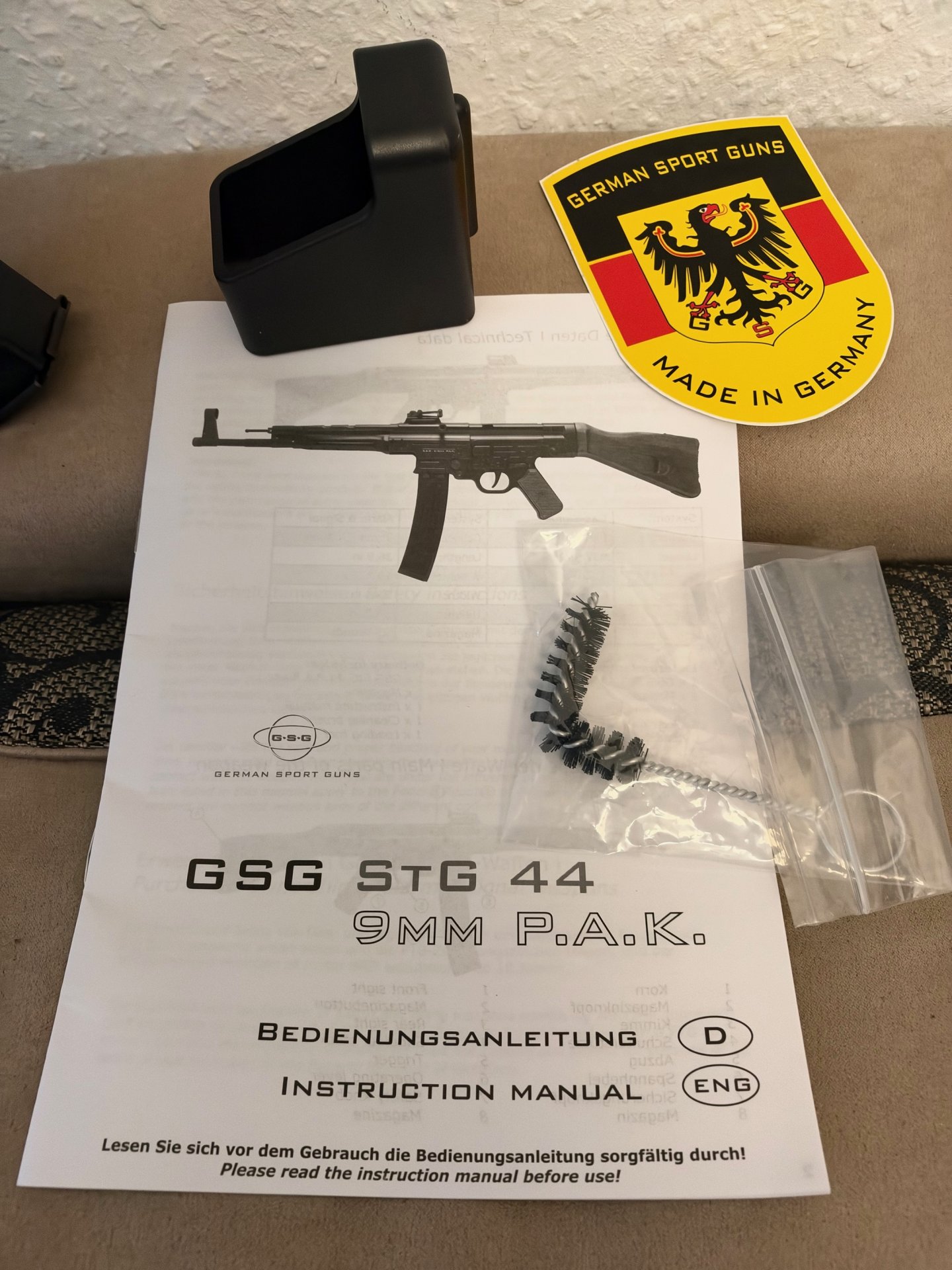 GSG StG44 9 mm P.A.K. Echtholz - Der deutsche Klassiker (Bonus: Retro Tasche) – Bild 8